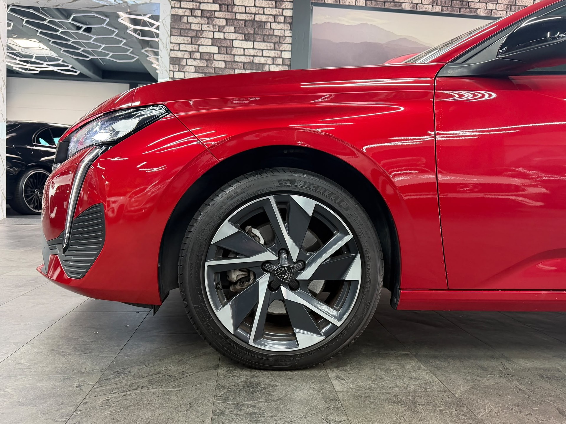 PEUGEOT 308 SW 1.5 BlueHDI Allure EAT8-image-8