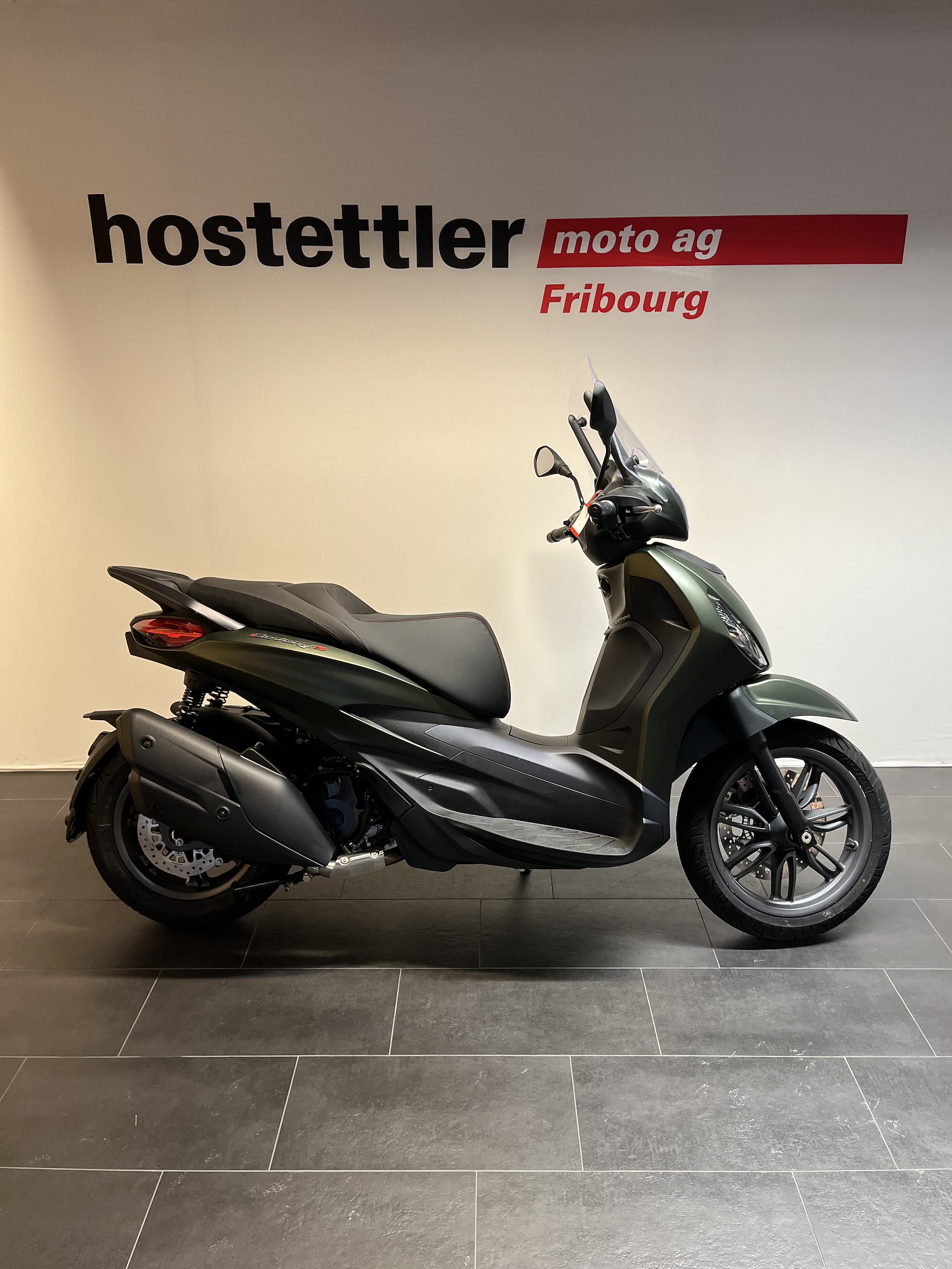 PIAGGIO Beverly 400 Sport-image-1