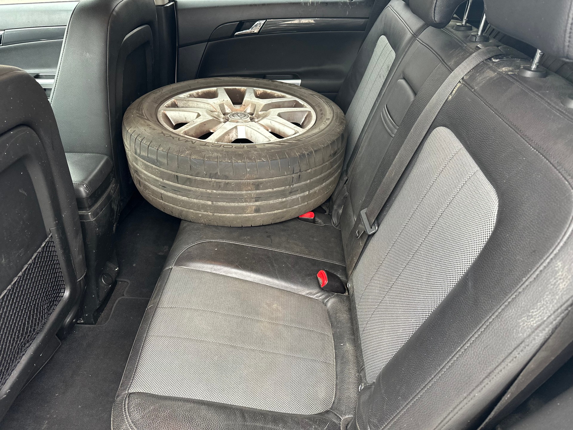 OPEL Antara 2.4 Enjoy 4WD Automatic-image-13