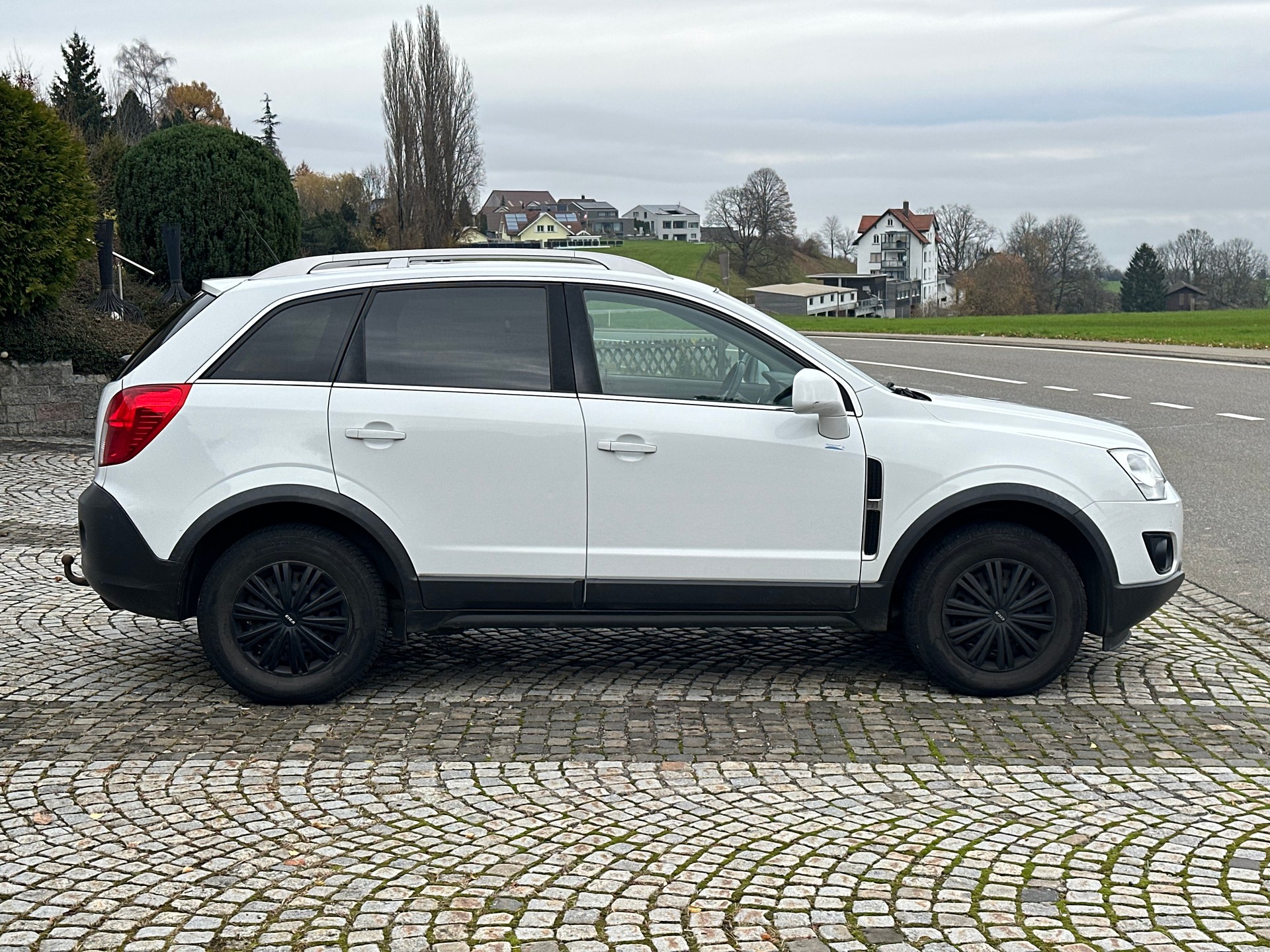 OPEL Antara 2.4 Enjoy 4WD Automatic-image-8