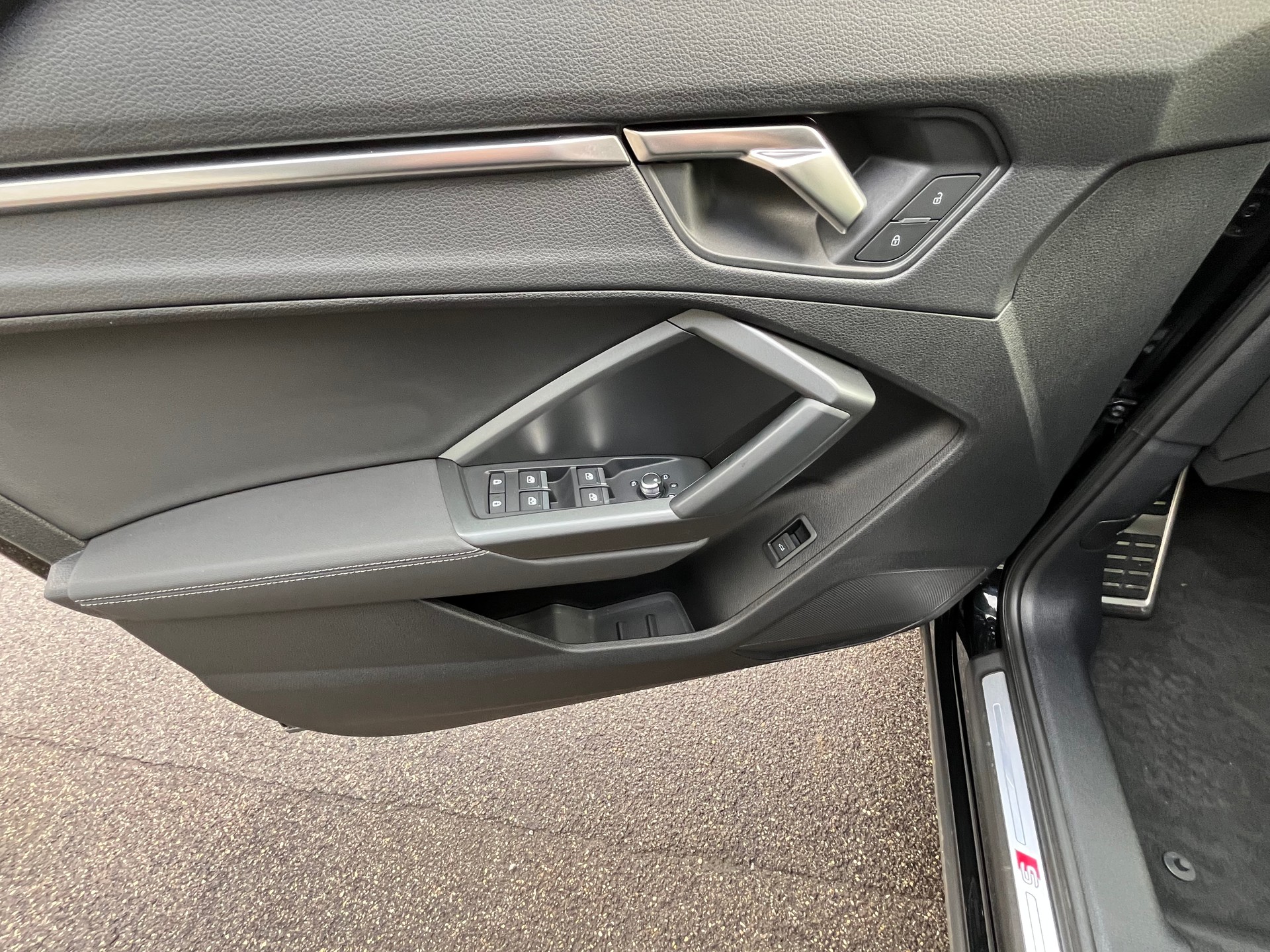 AUDI Q3 40 TDI S line quattro S-tronic+++ANHÄNGERKUPPLUNG+++AUDI GARANTIE UND GRATISSERVICE+++-image-10