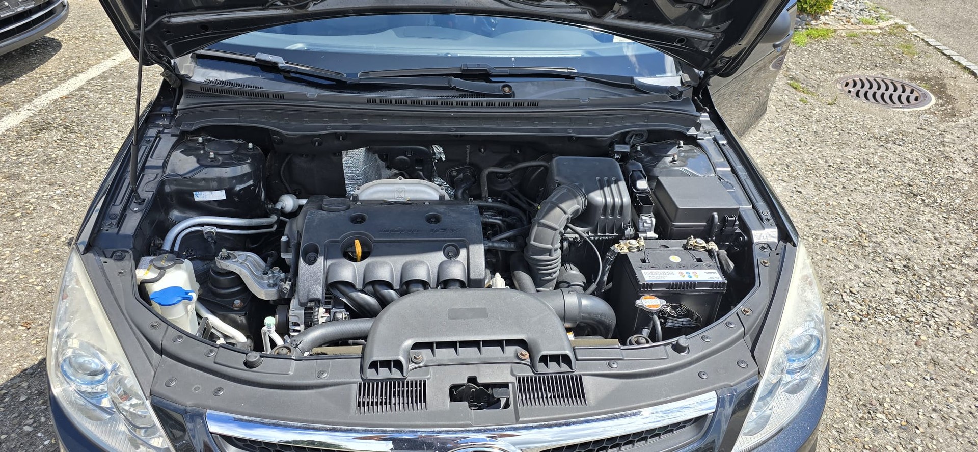 HYUNDAI i30 1.4 Comfort-image-12