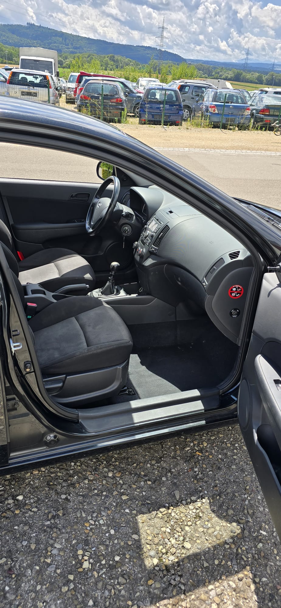 HYUNDAI i30 1.4 Comfort-image-9