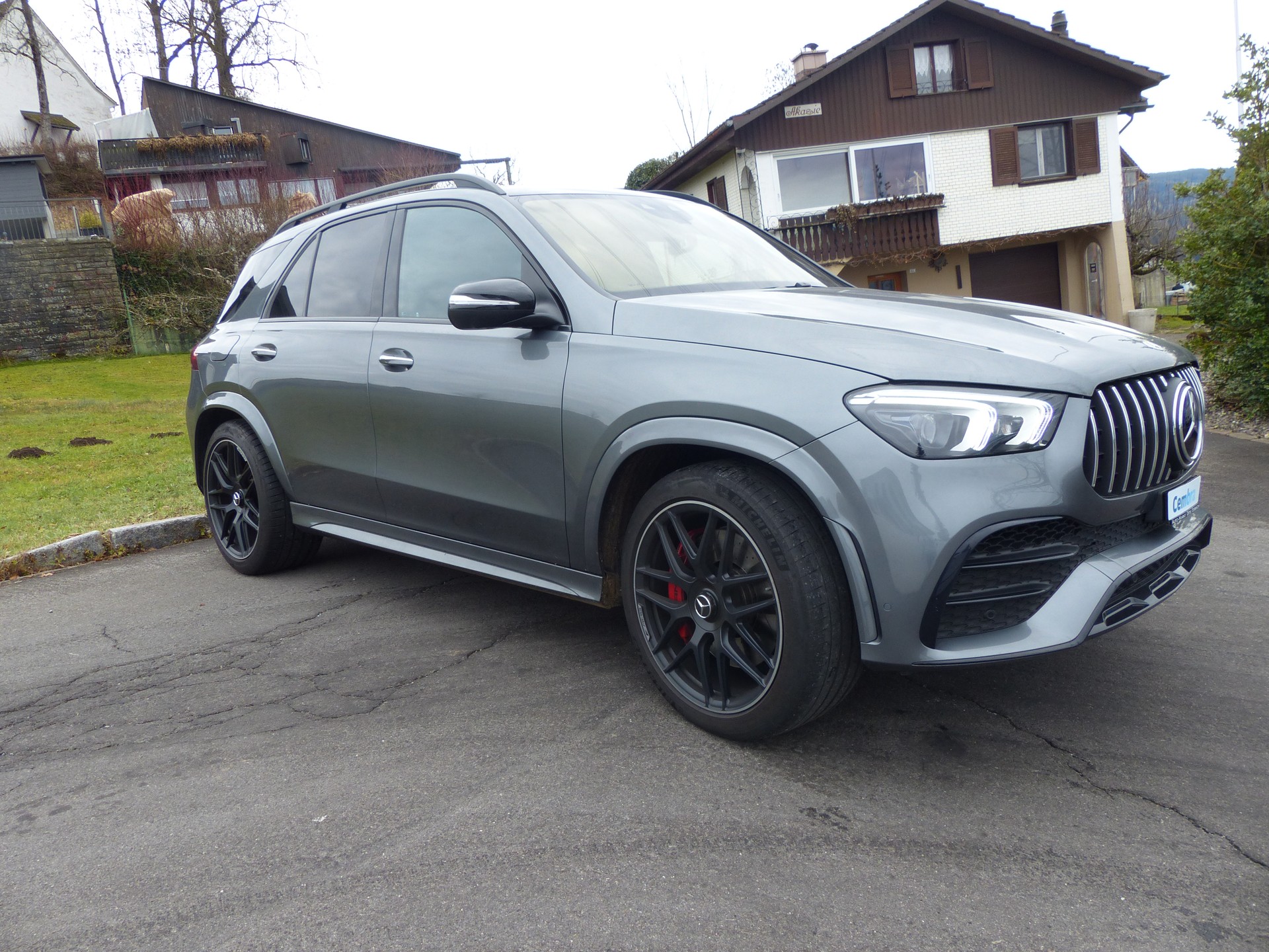 MERCEDES-BENZ GLE 53 AMG 4Matic+ 9G-Speedshift-showroom-element-1