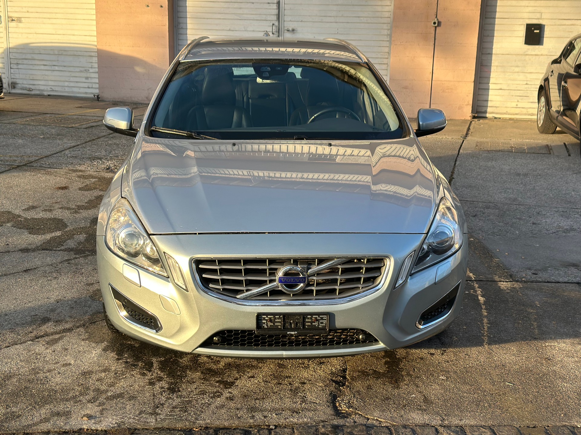 VOLVO V60 2.0T Powershift