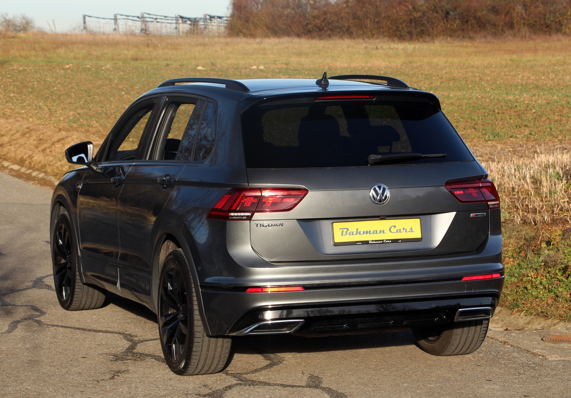 VW Tiguan 2.0TSI Highline 4Motion DSG R-Line-image-23