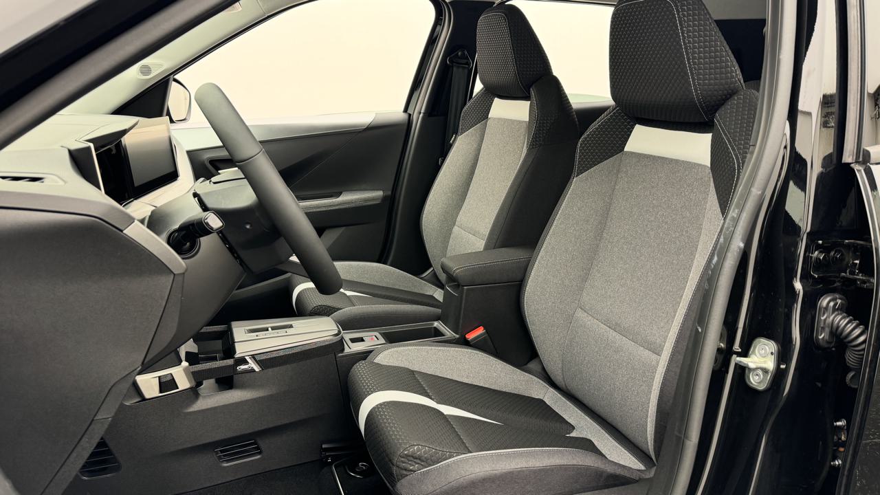 OPEL Frontera-e 44 kWh GS-image-4
