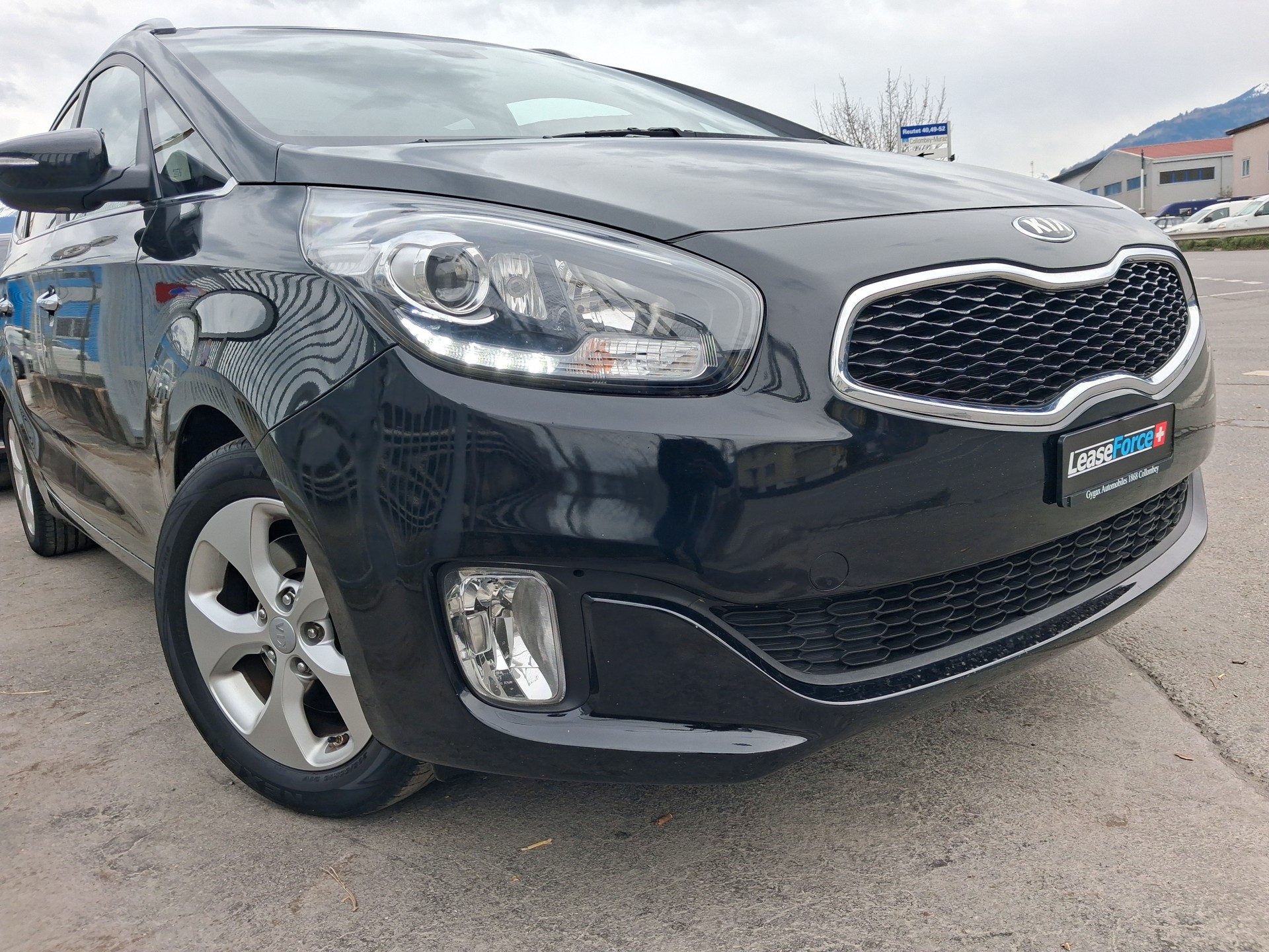KIA Carens 1.6 GDI Dynamic.. 7 places-image-1