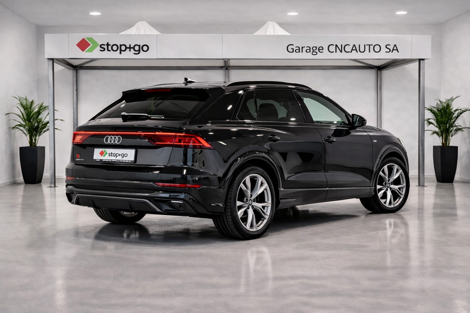 AUDI Q8 55 TFSI e quattro PHEV tiptronic-image-2