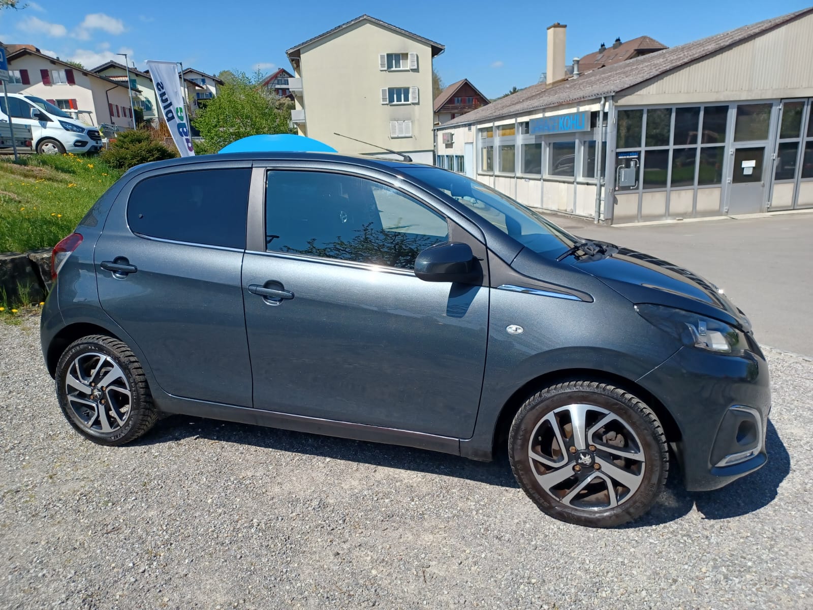 PEUGEOT 108 1.2 VTi Active-image-1