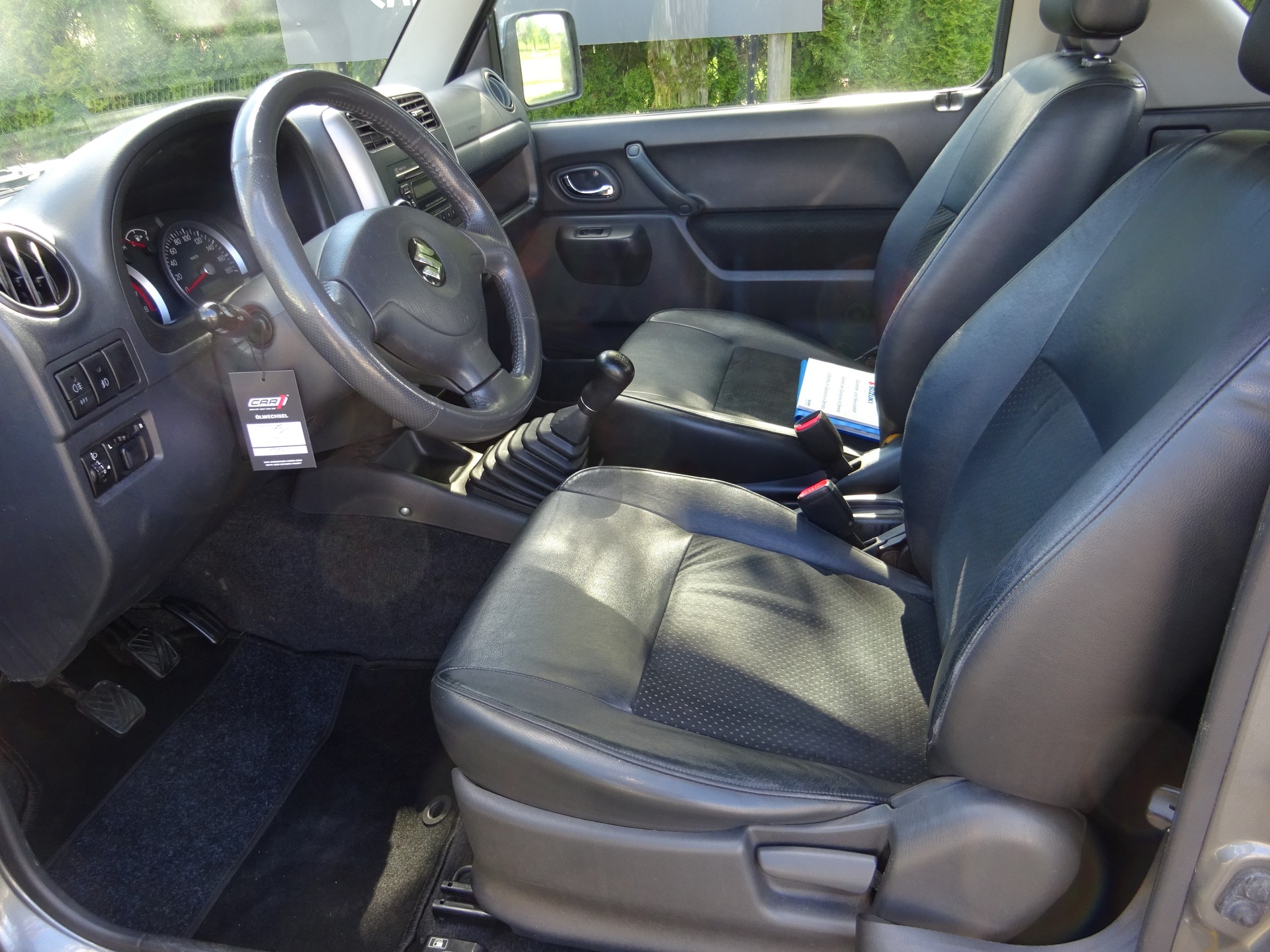 SUZUKI Jimny 1.3 16V GL Top 25th Anniversary Edition- MFK NEU - SERVICE NEU-image-6