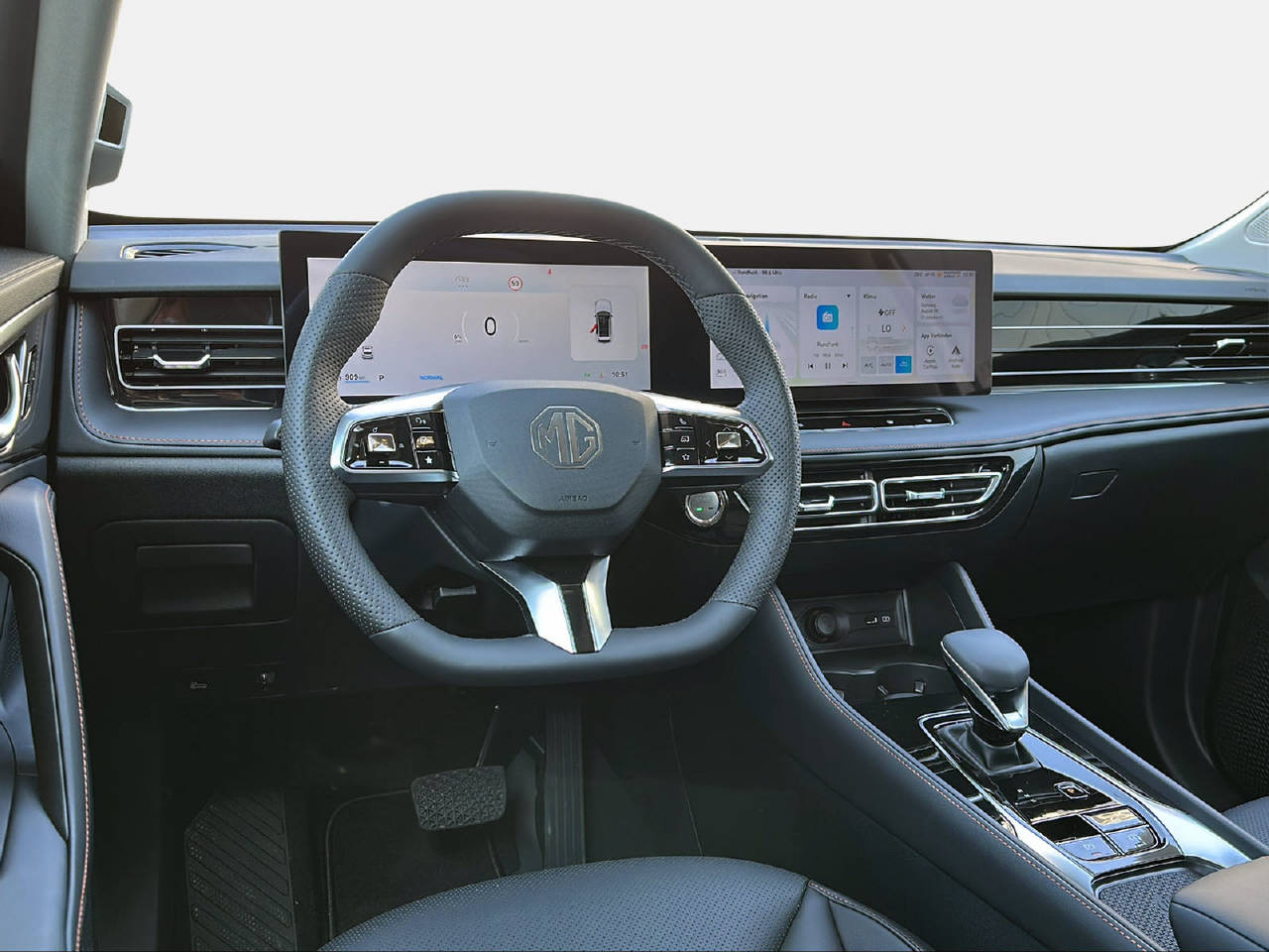 MG HS 1.5 Hybrid Luxury-image-9