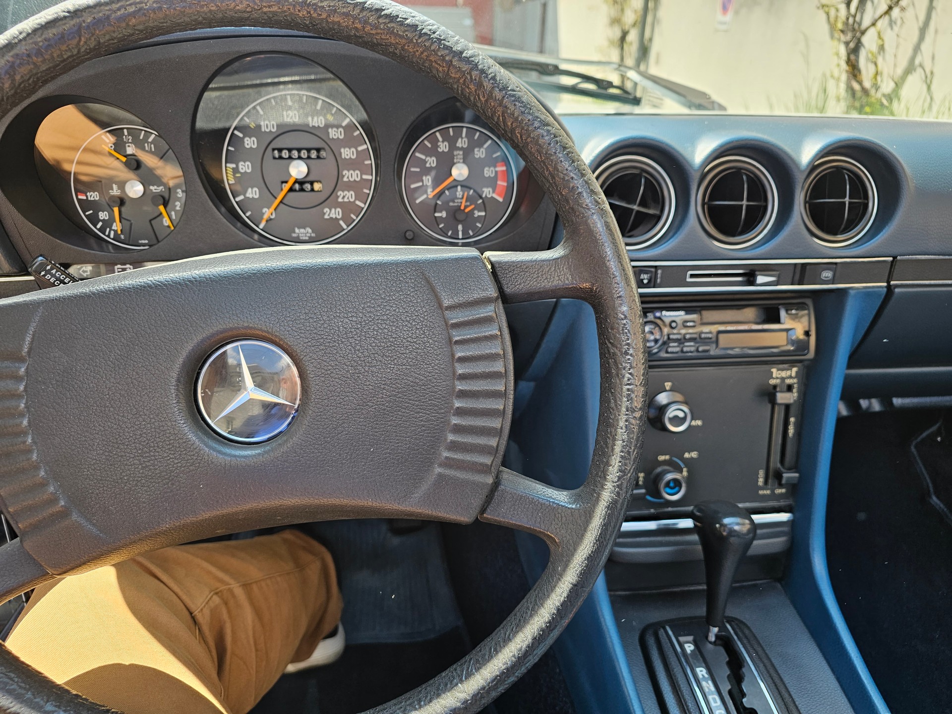 MERCEDES-BENZ SL 450 V8-image-7