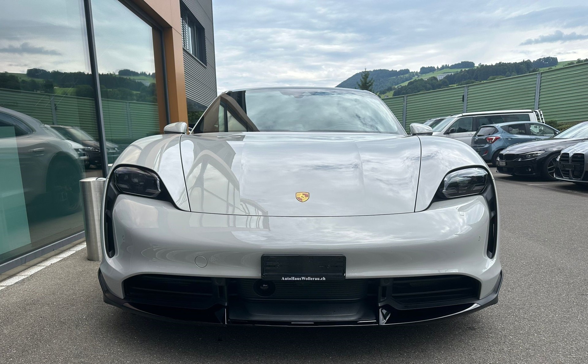PORSCHE Taycan Cross Turismo Turbo S-image-10