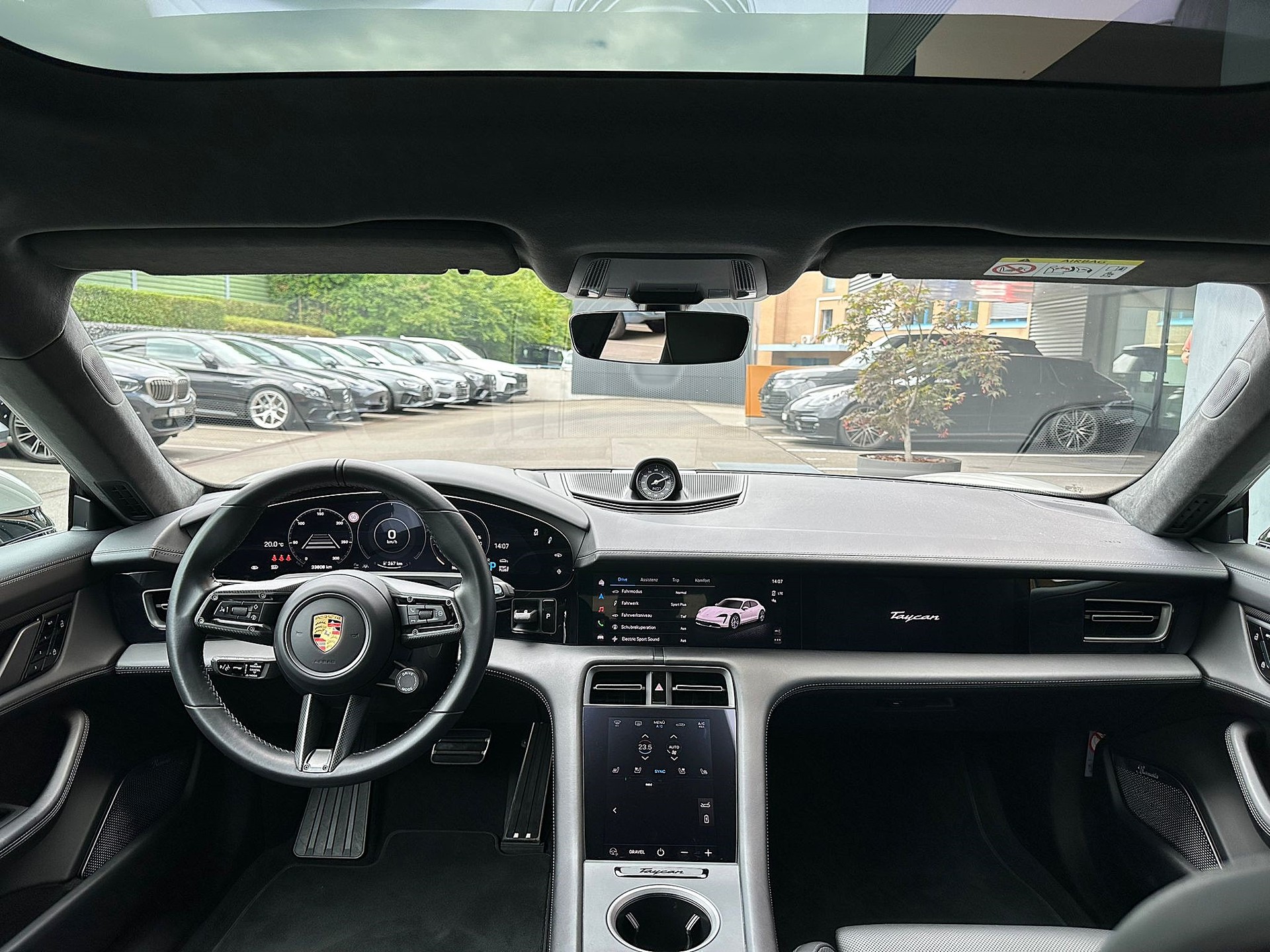 PORSCHE Taycan Cross Turismo Turbo S-showroom-element-1