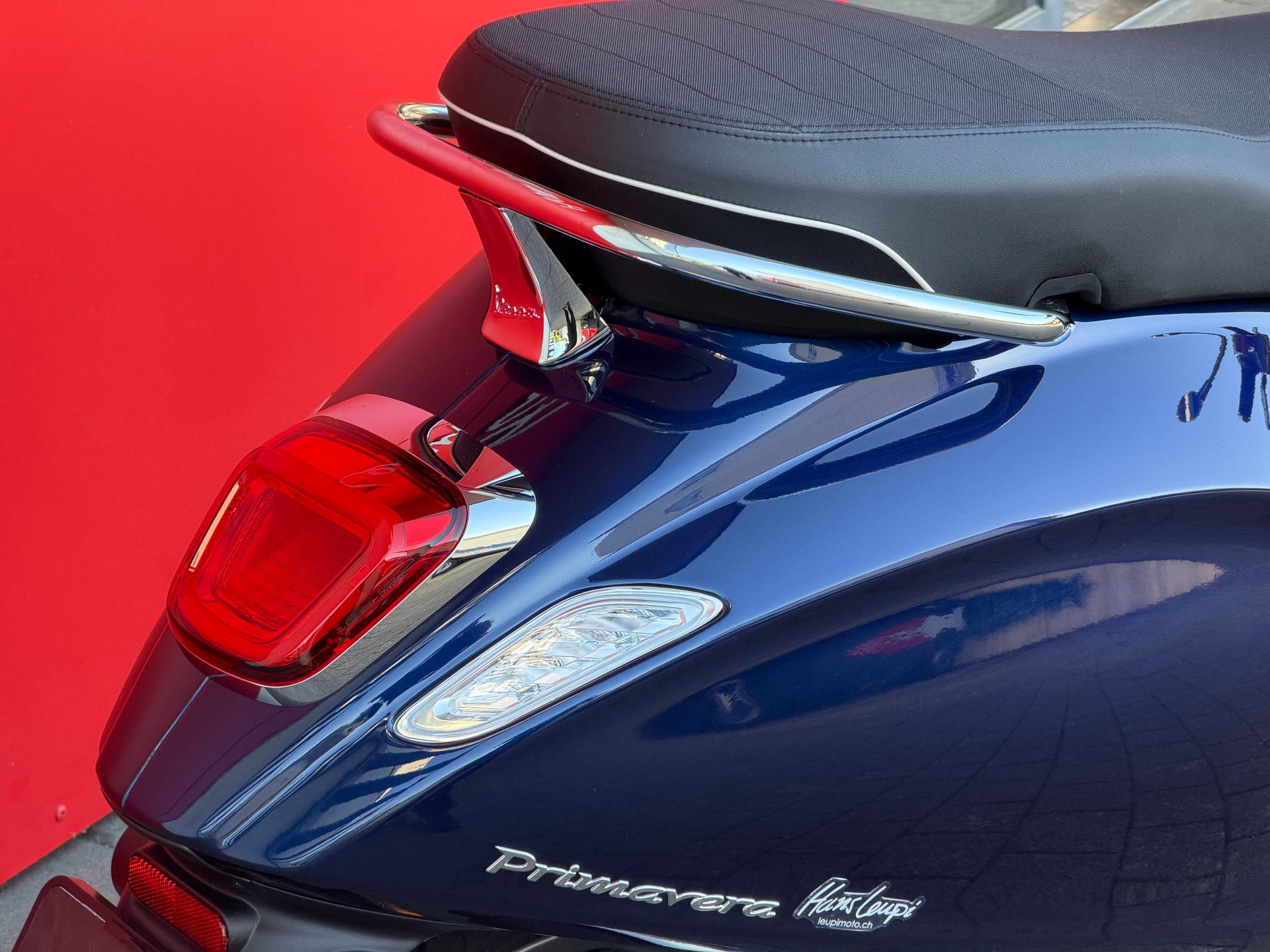 PIAGGIO Vespa 125 Primavera MY26-image-9