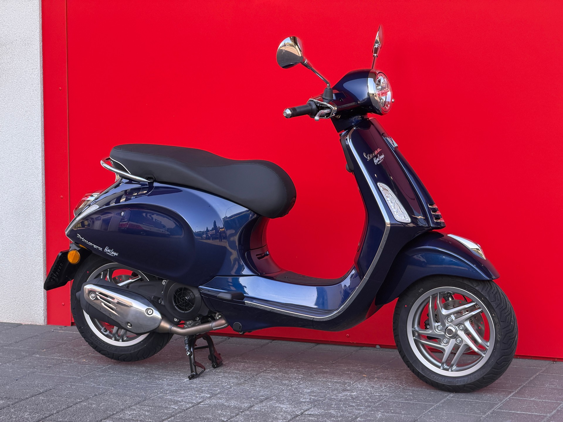 PIAGGIO Vespa 125 Primavera MY26-image-3