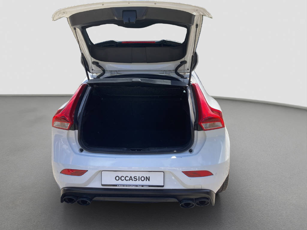 VOLVO V40 1.6 T Sport 200 S/S-image-12