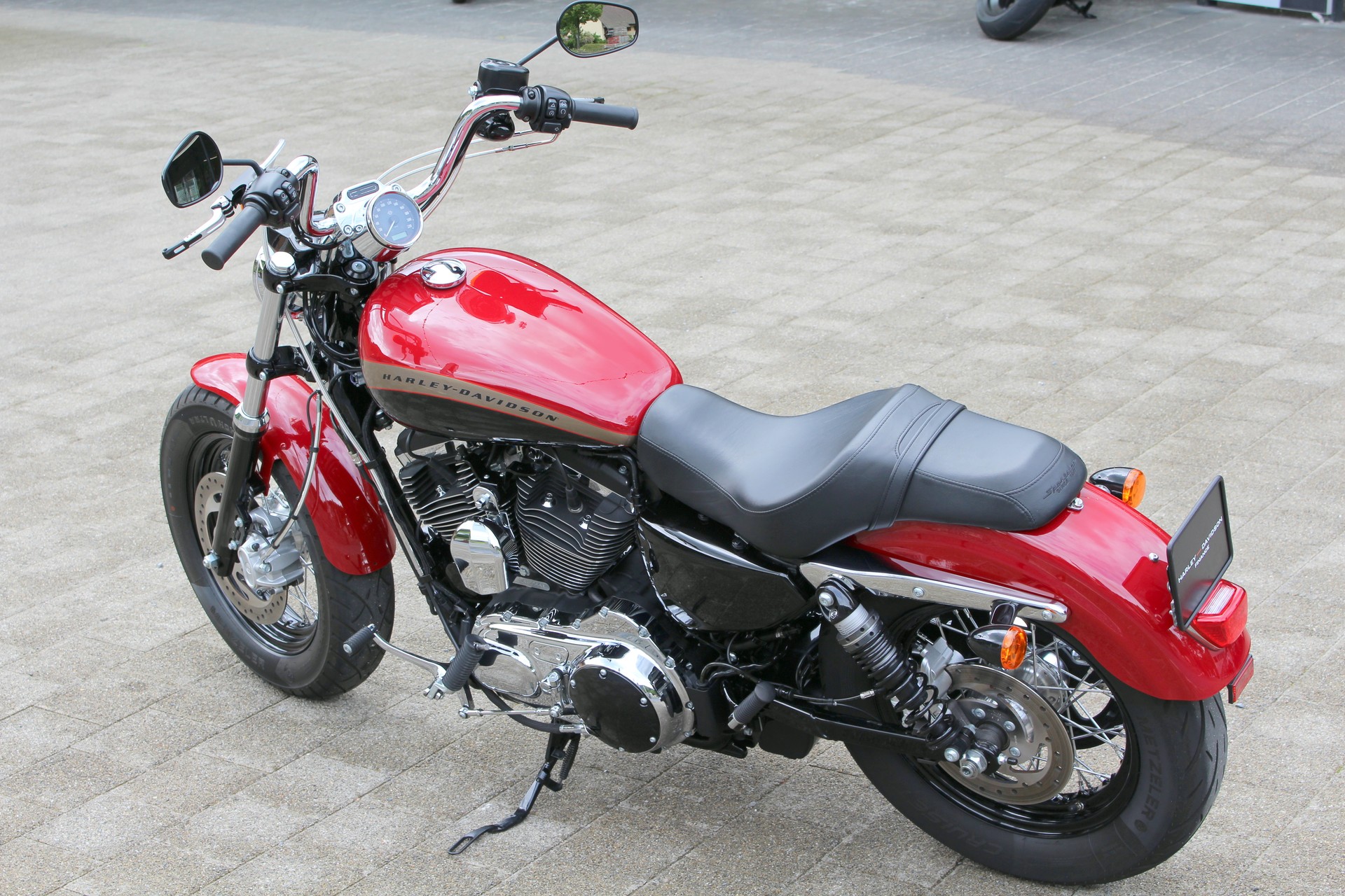 HARLEY-DAVIDSON XL 1200 C Sportster Custom ABS-image-3