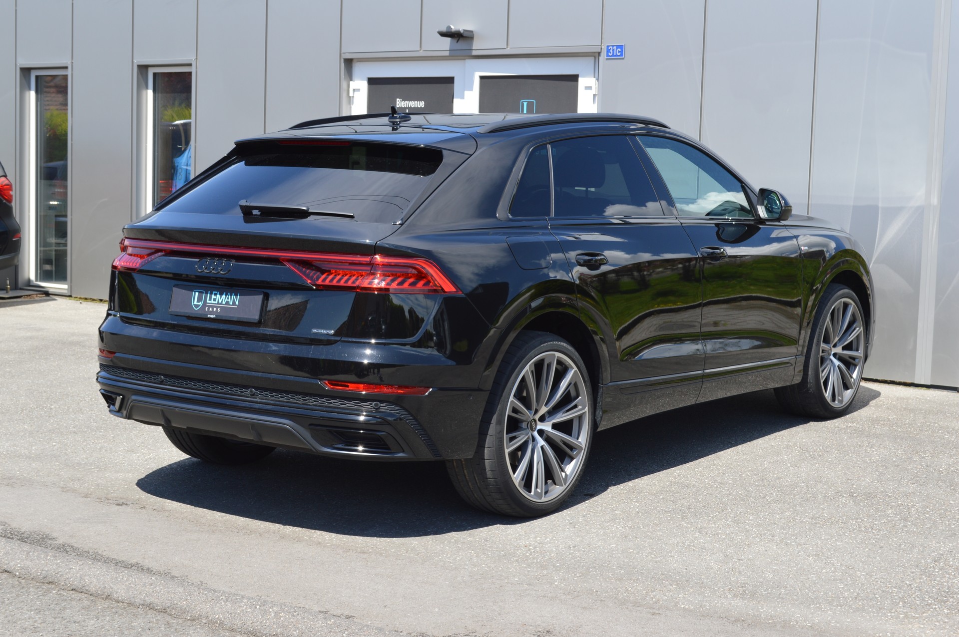 AUDI Q8 50 TDI Black Edition quattro tiptronic-image-4