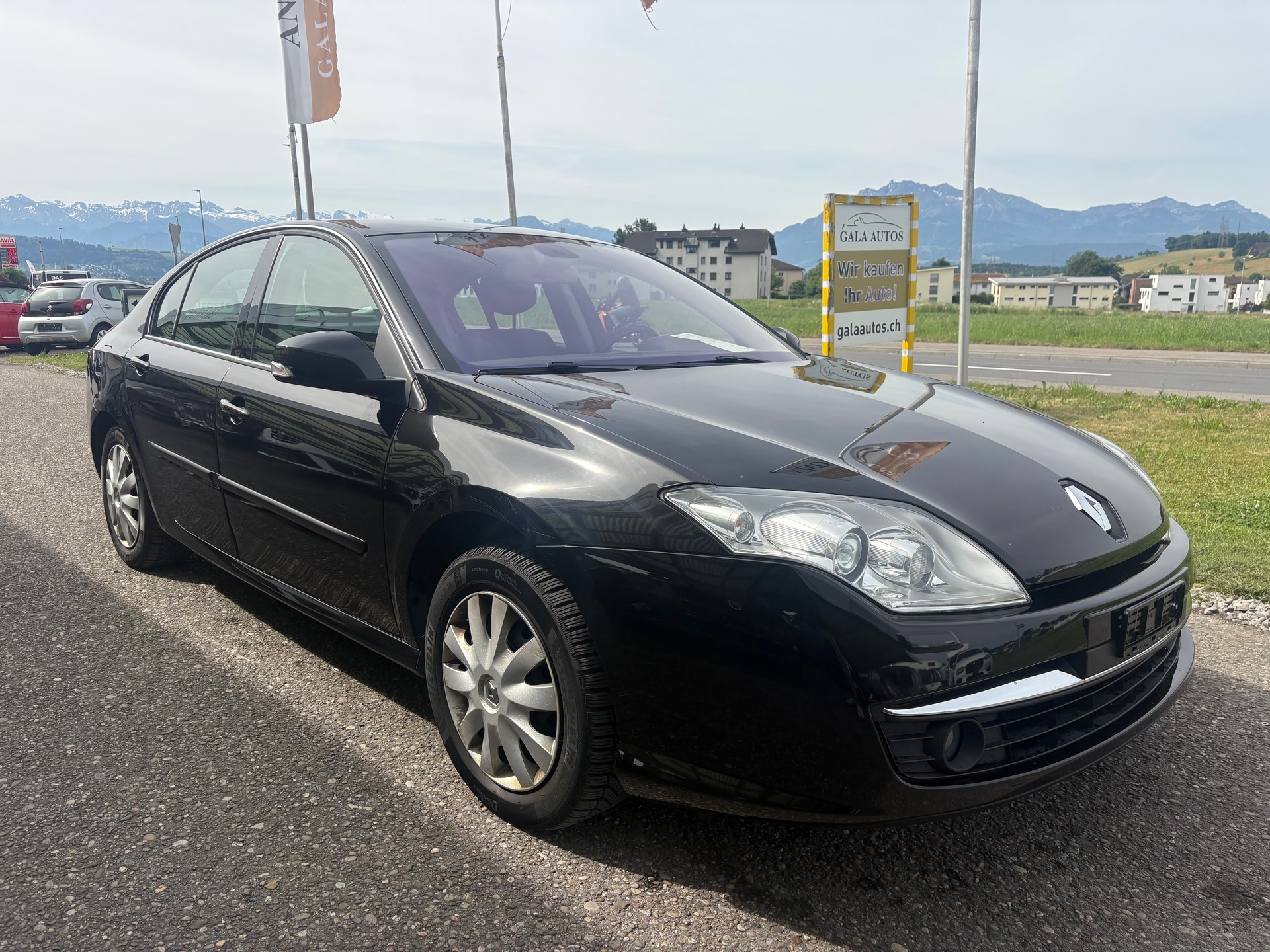 RENAULT Laguna 2.0 16V T Dynamique Automatic-image-2