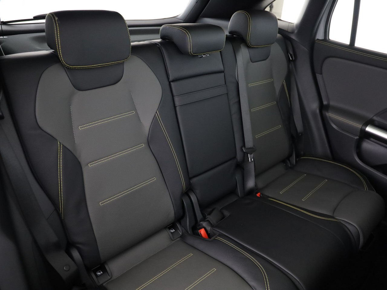 MERCEDES-BENZ GLA AMG 45 S 4Matic+ 8G-DCT-image-10