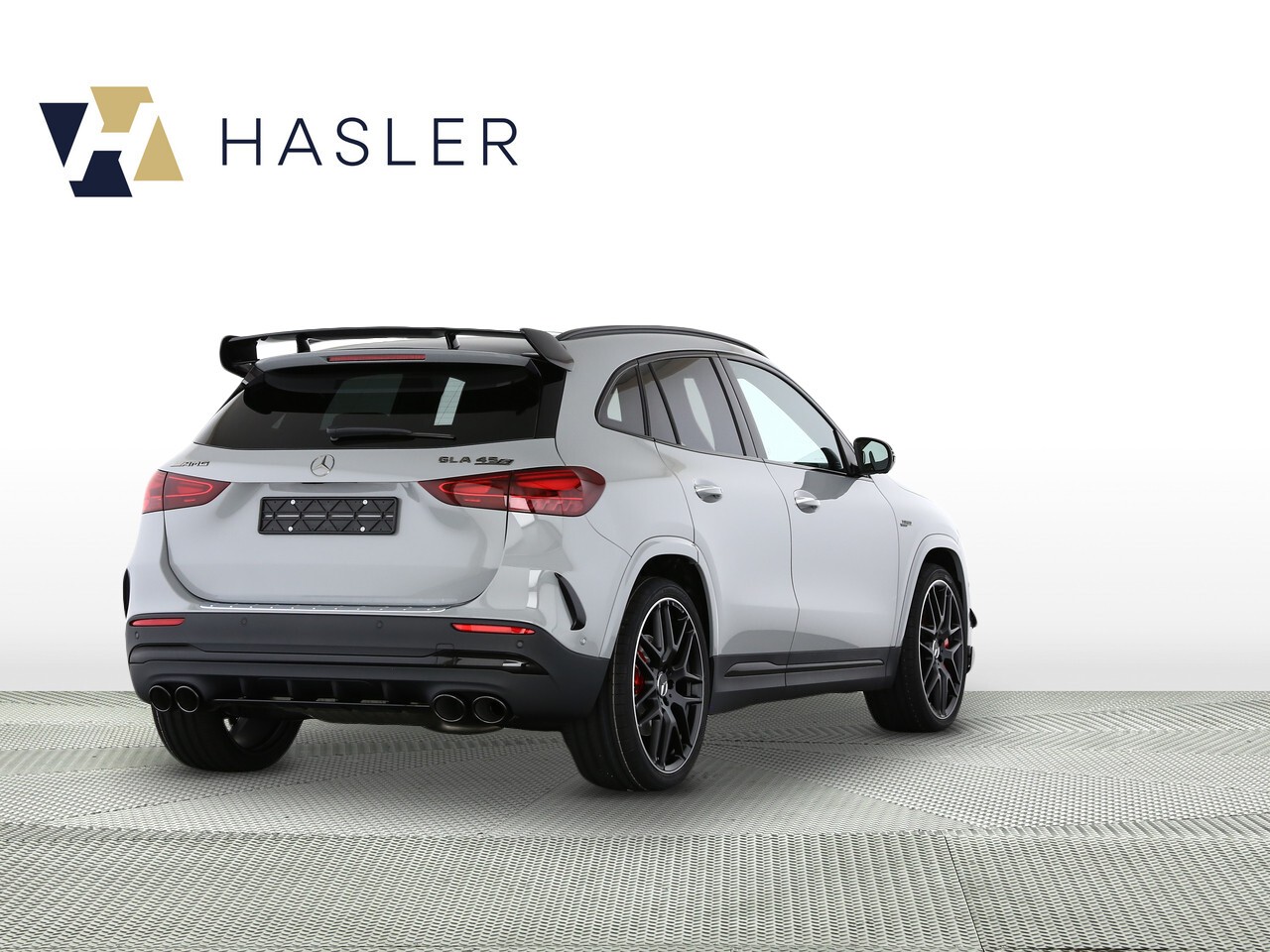 MERCEDES-BENZ GLA AMG 45 S 4Matic+ 8G-DCT-image-4