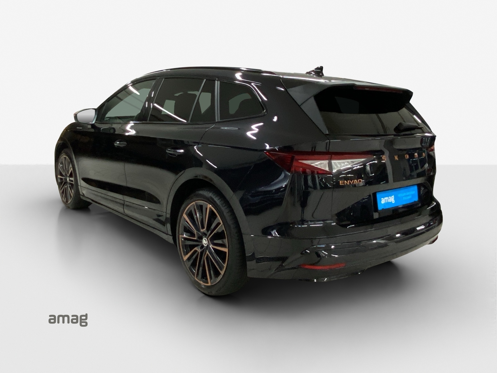 SKODA Enyaq iV 80x Founders Edition-showroom-element-2