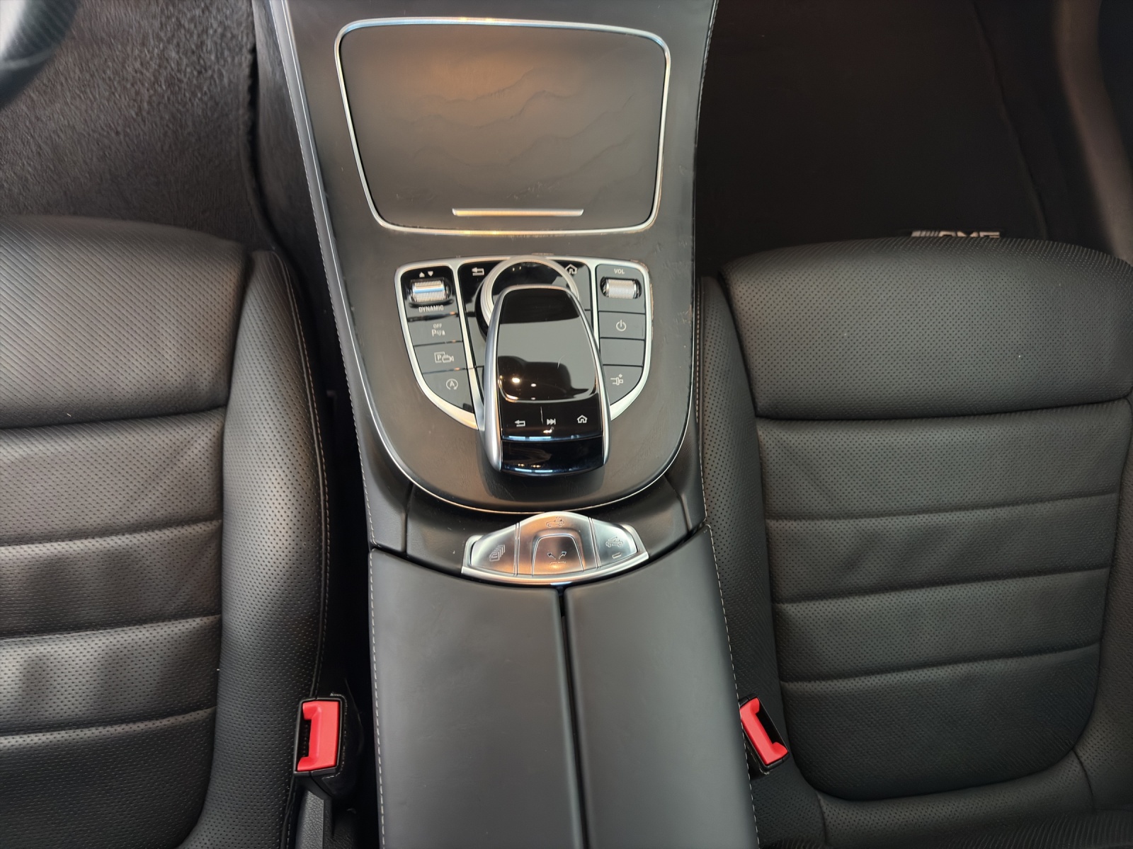 MERCEDES-BENZ E 200 AMG Line4 Matic-image-13