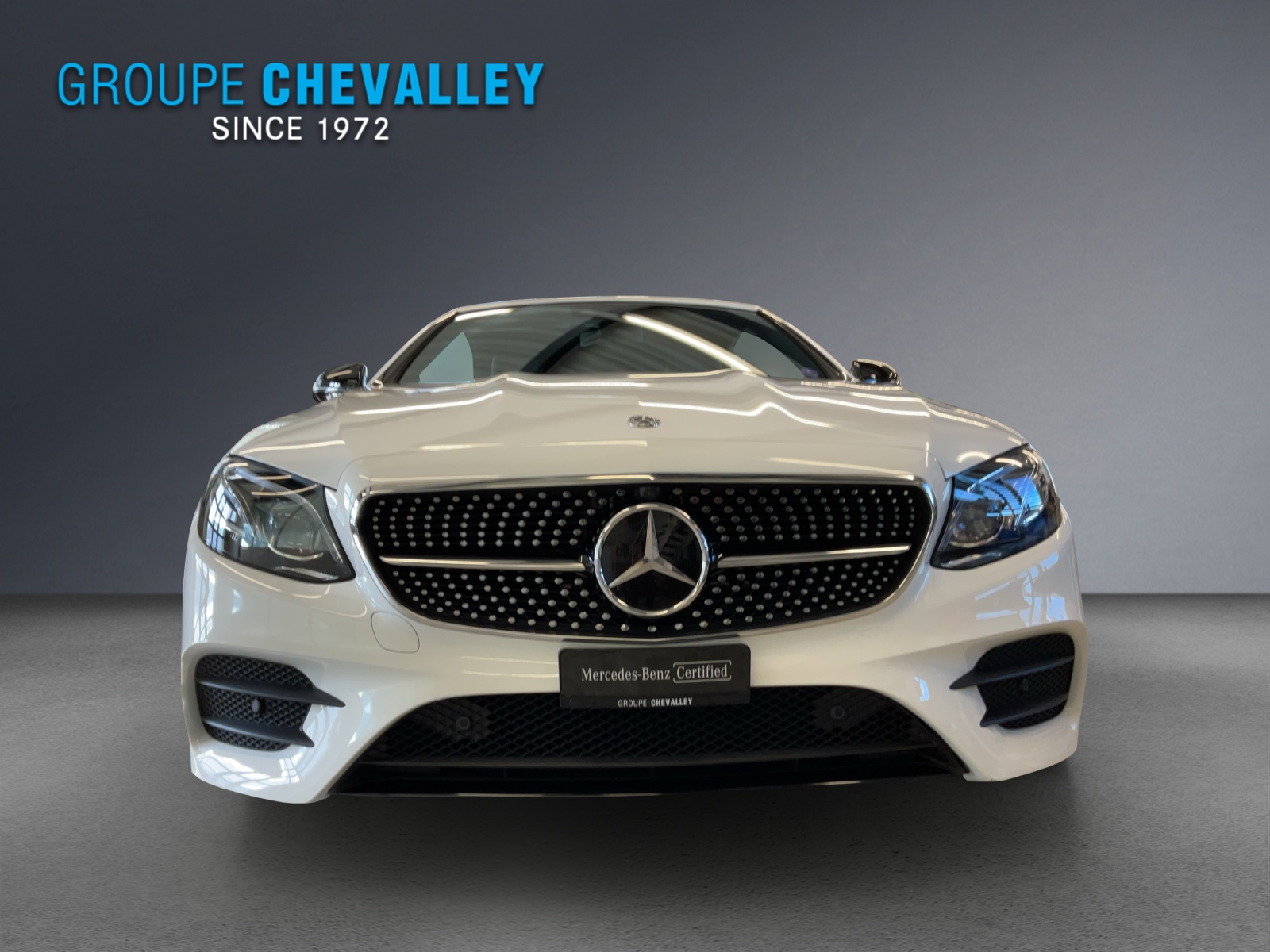 MERCEDES-BENZ E 200 AMG Line4 Matic-showroom-element-1