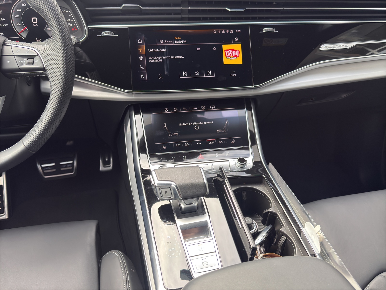 AUDI Q7 50 TDI quattro S Line tiptronic-image-10