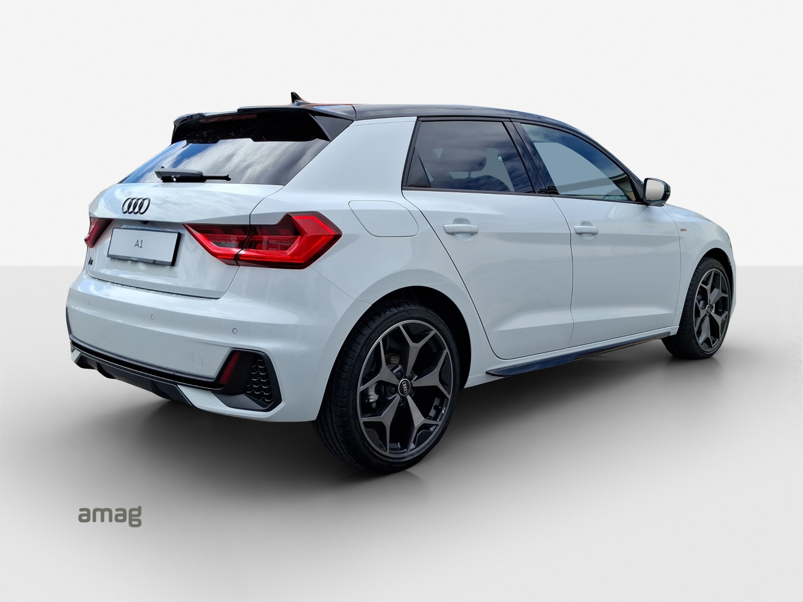 AUDI A1 Sportback 30 TFSI S Line Attraction S-tronic-image-4