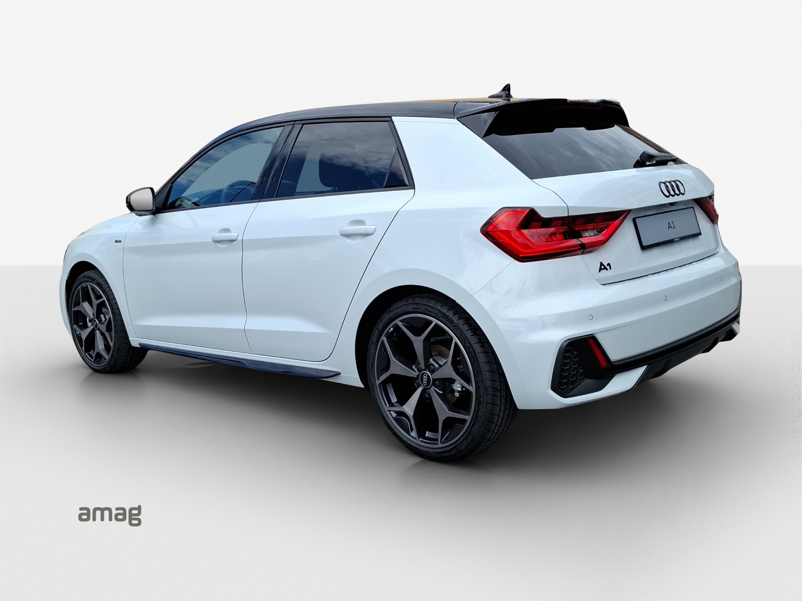 AUDI A1 Sportback 30 TFSI S Line Attraction S-tronic-image-2