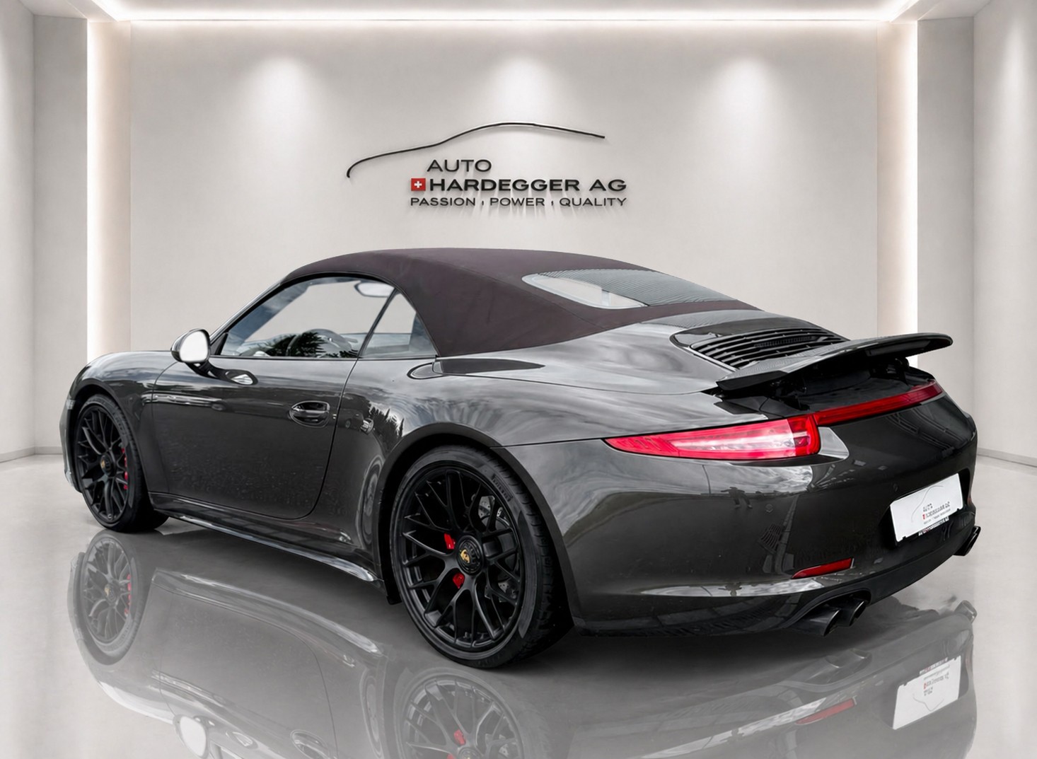 PORSCHE 911 Cabrio Carrera 4 GTS PDK inkl. Porsche Approved Garantie!-showroom-element-3