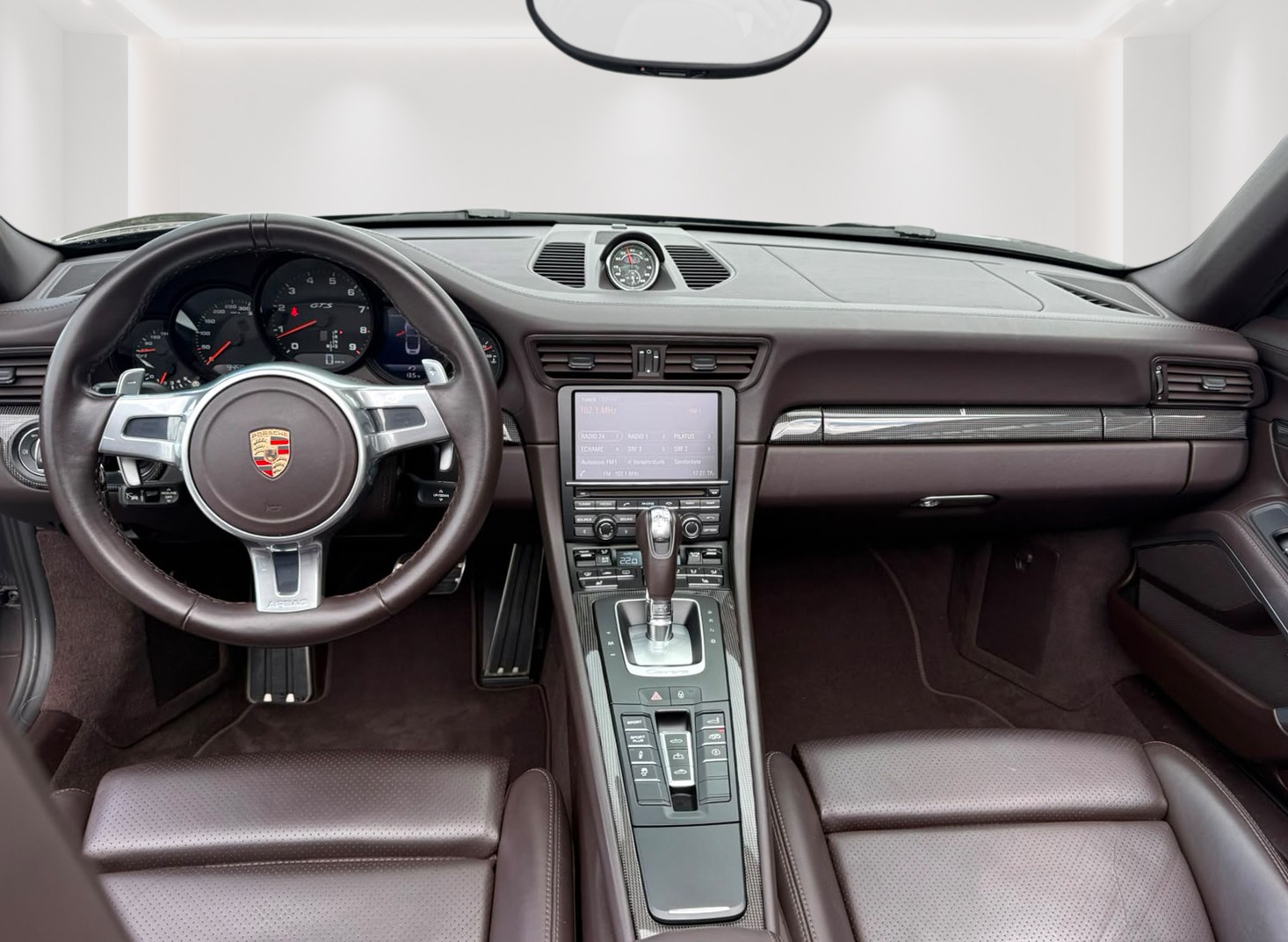 PORSCHE 911 Cabrio Carrera 4 GTS PDK inkl. Porsche Approved Garantie!-image-13