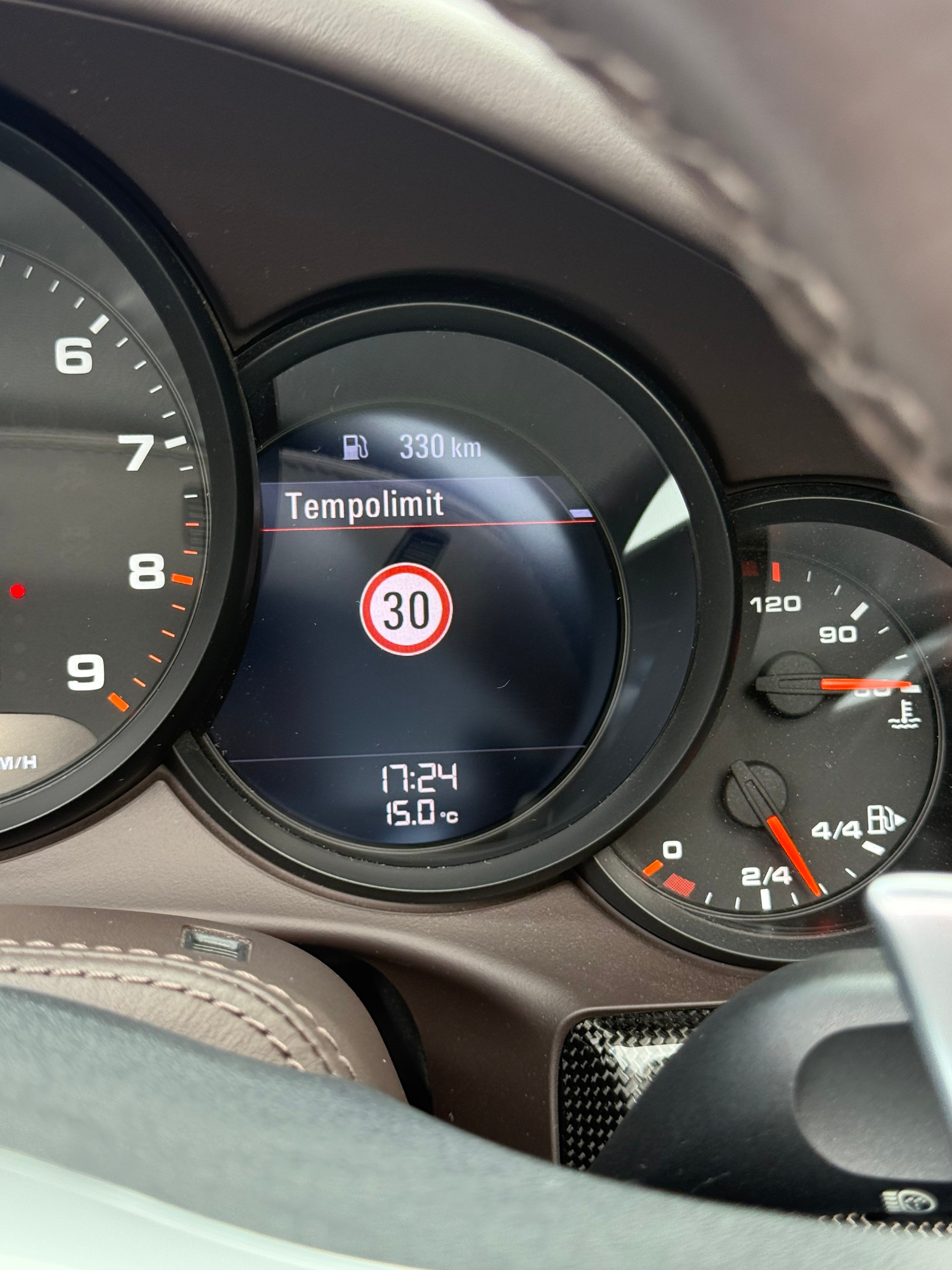 PORSCHE 911 Cabrio Carrera 4 GTS PDK inkl. Porsche Approved Garantie!-image-20