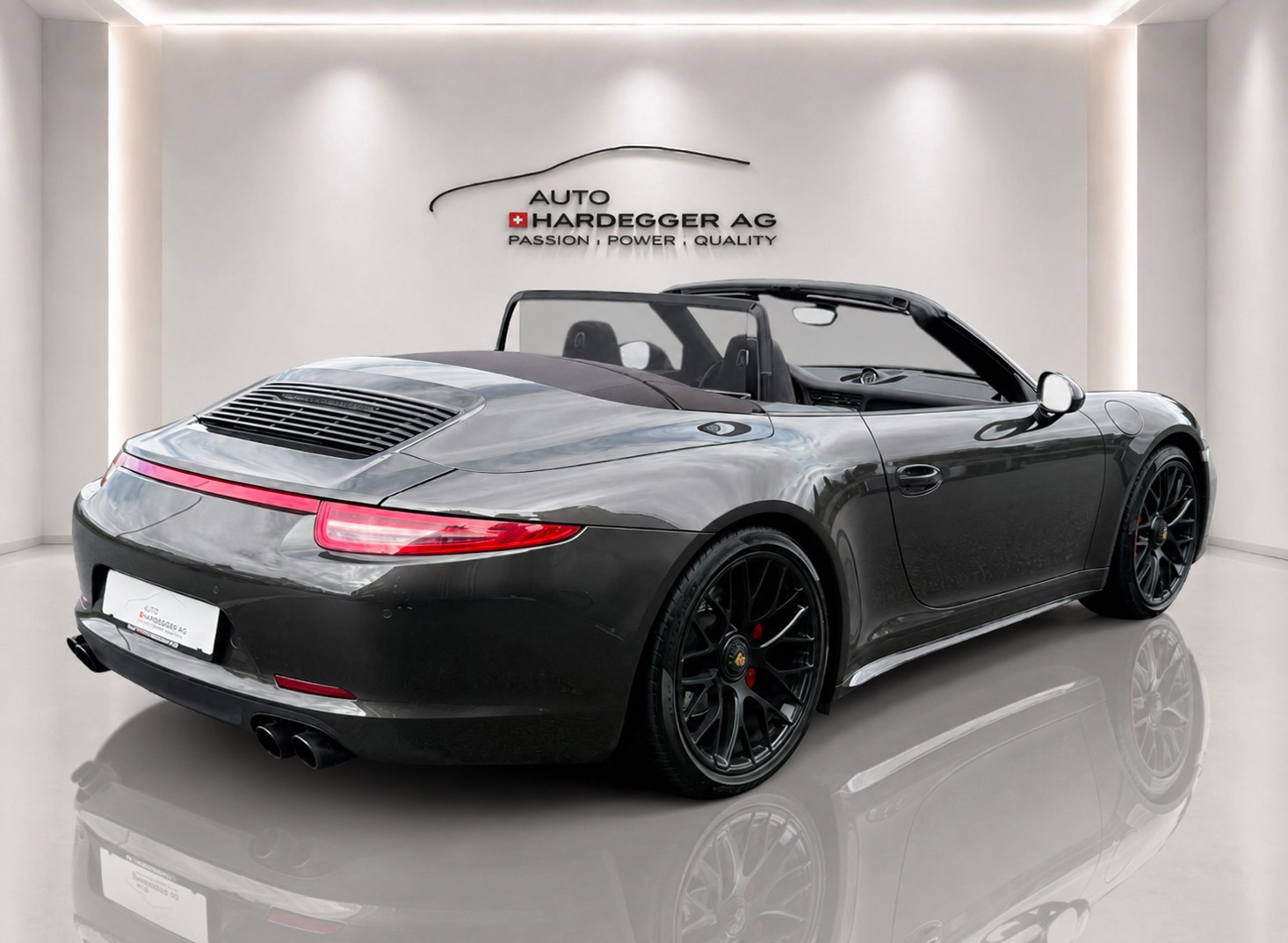 PORSCHE 911 Cabrio Carrera 4 GTS PDK inkl. Porsche Approved Garantie!-showroom-element-1
