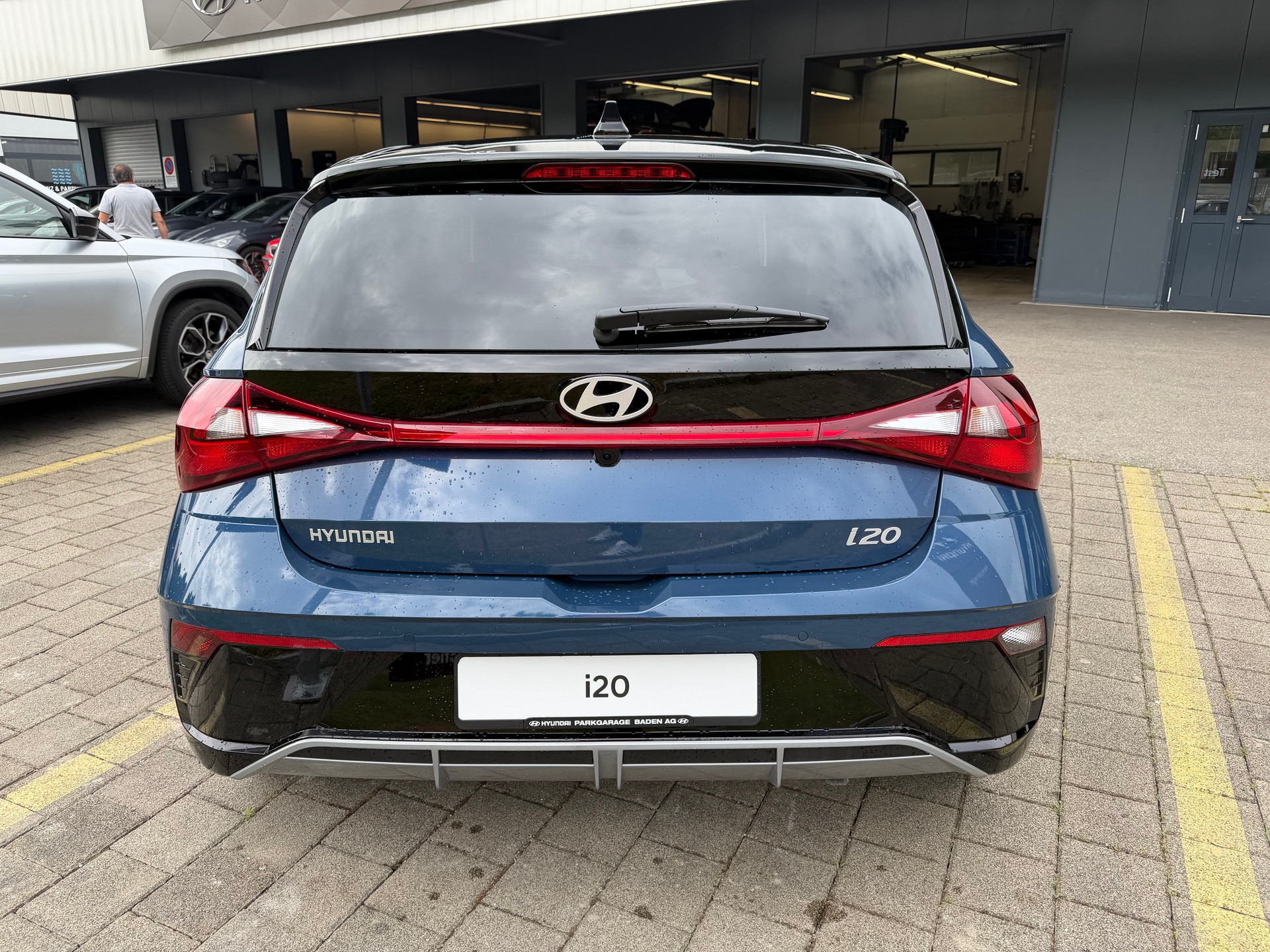 HYUNDAI i20 1.0 T-GDi Amplia DCT-showroom-element-2
