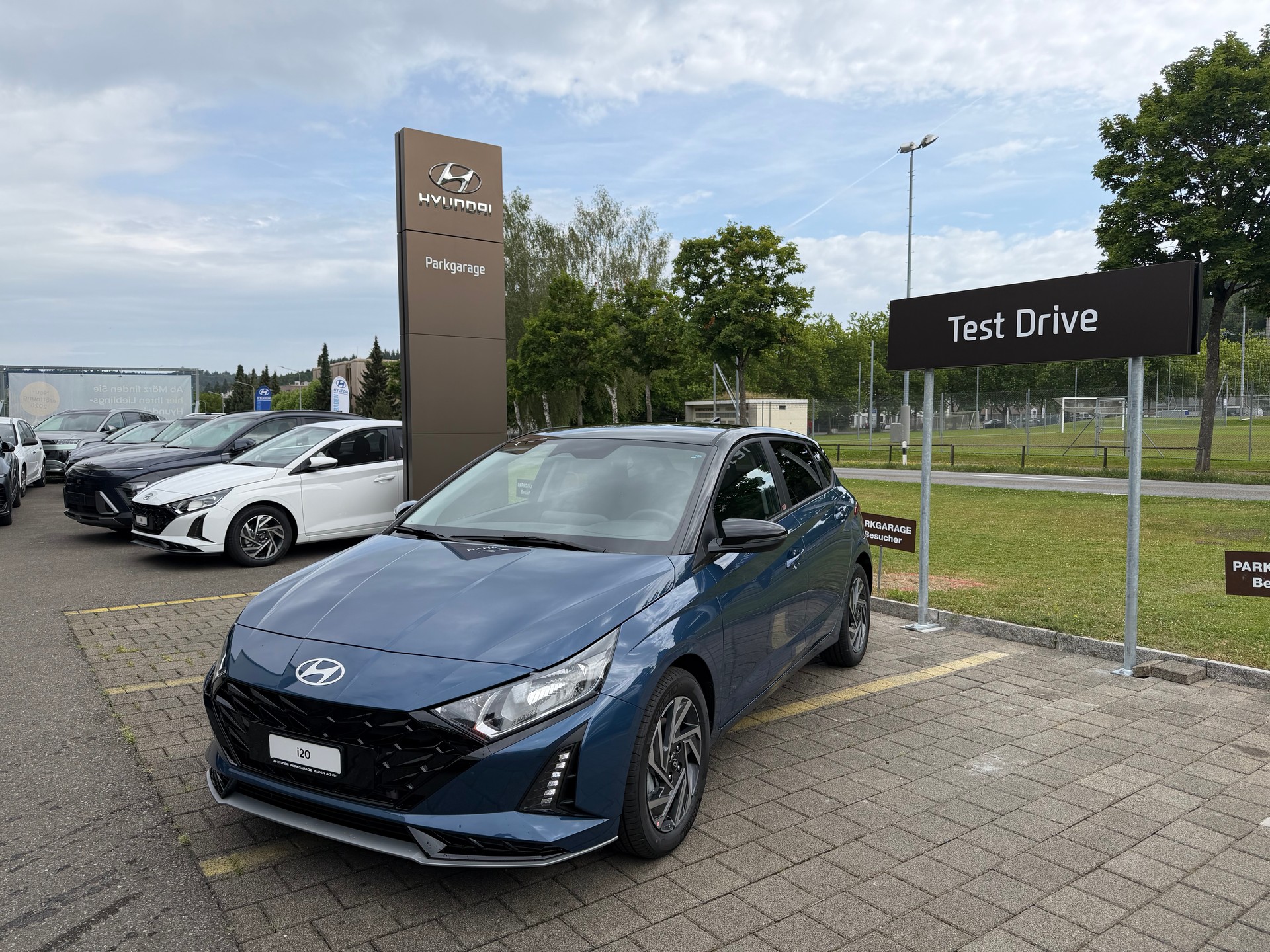 HYUNDAI i20 1.0 T-GDi Amplia DCT