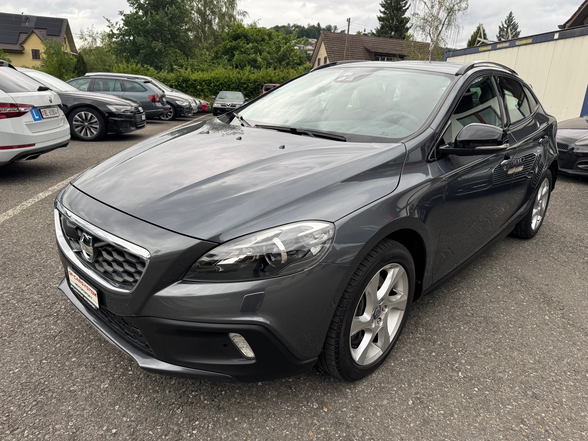 VOLVO V40 Cross Country D4 Summum Geartronic-image-5
