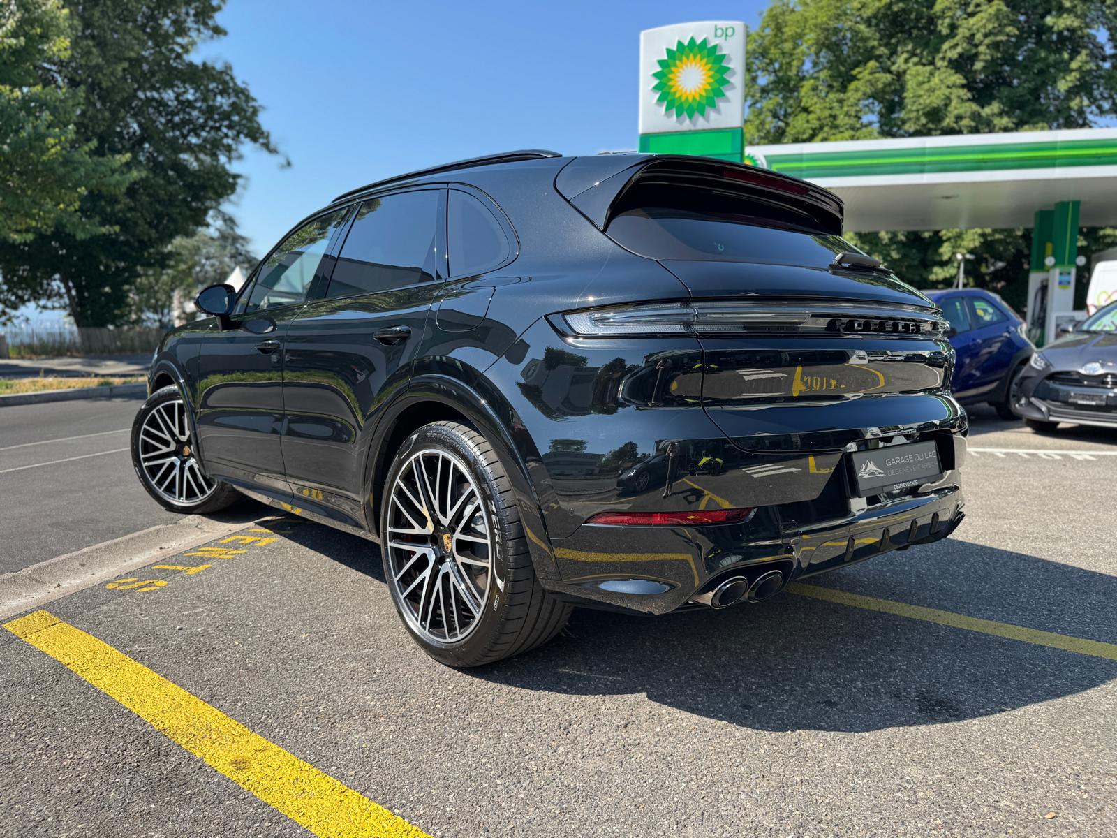 PORSCHE Cayenne Turbo E-Hybrid Tiptronic-showroom-element-2