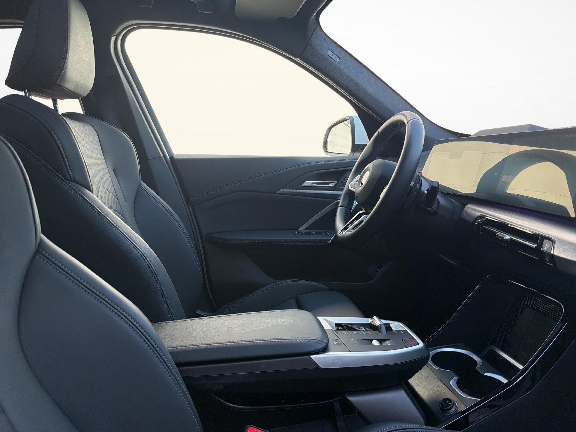 BMW X1 30e xDrive paddles-image-18
