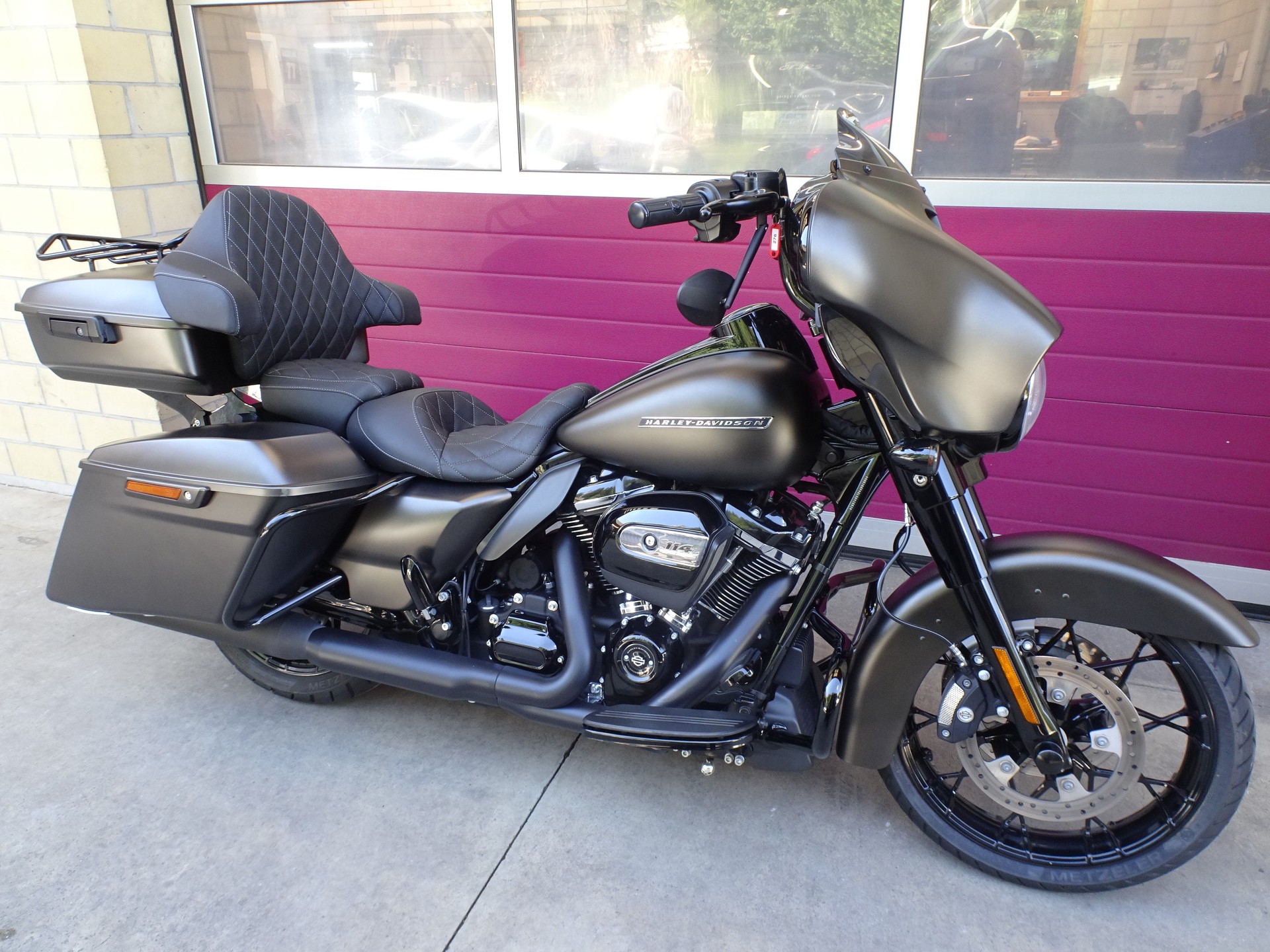 HARLEY-DAVIDSON FLHXS 114 Street Glide Special ABS-showroom-element-2