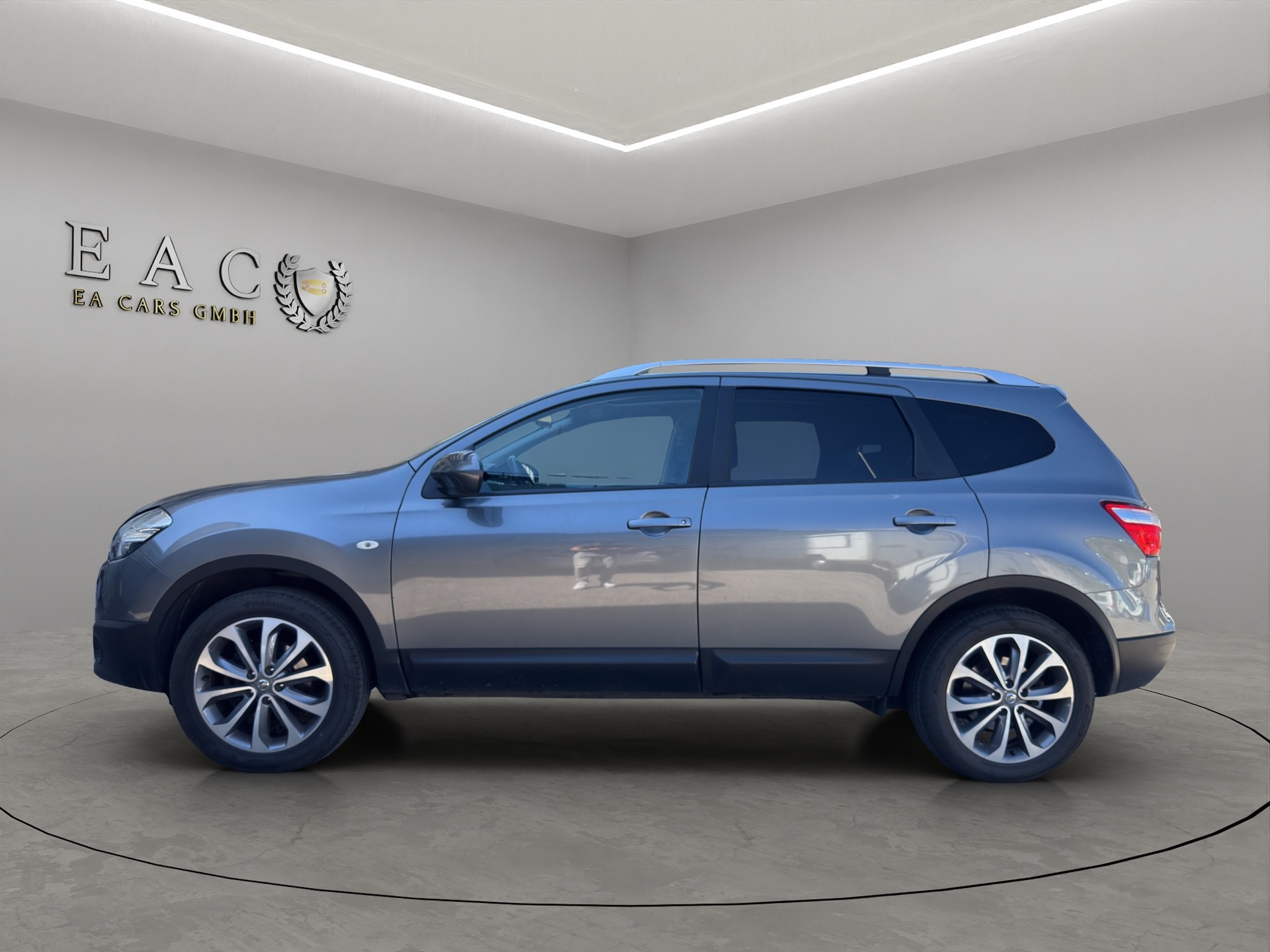NISSAN Qashqai +2 2.0 i-Way-showroom-element-1