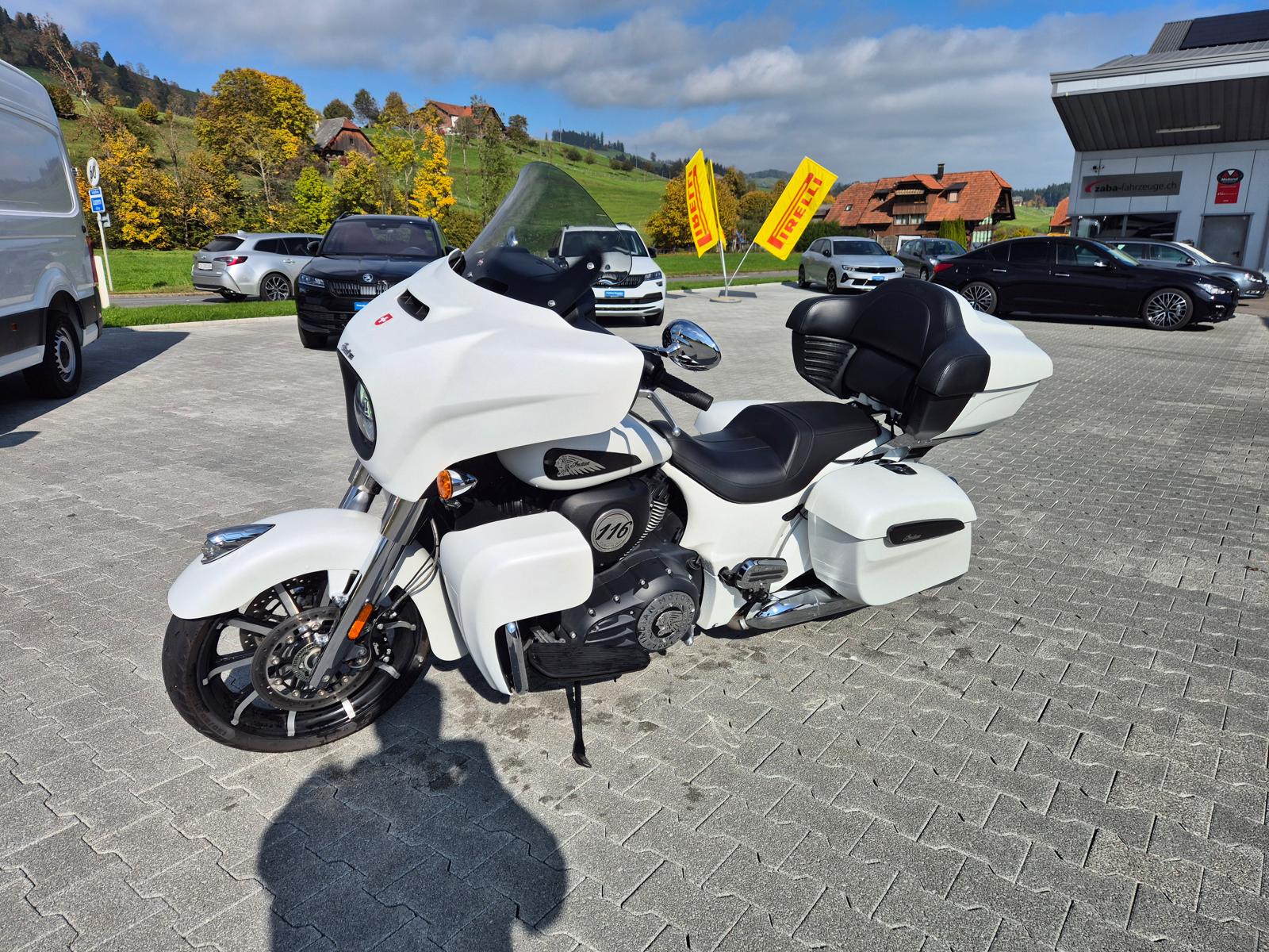 INDIAN Roadmaster Dark Horse-image-1