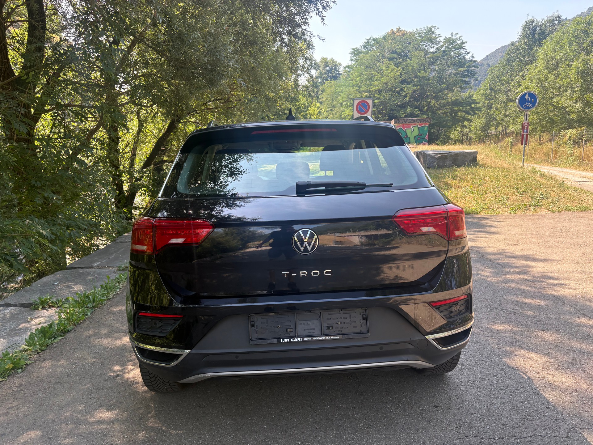 VW T-Roc 1.5 TSI EVO Advance-image-4