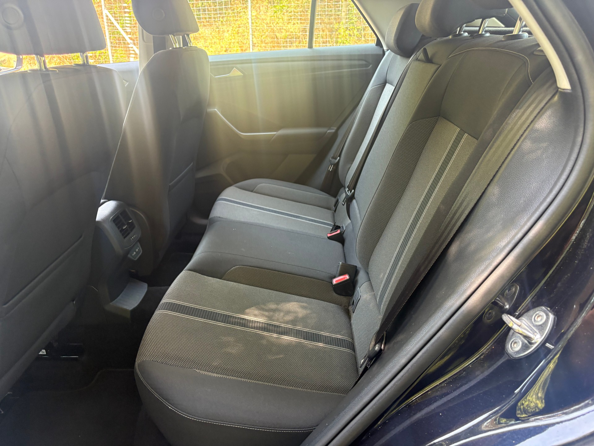 VW T-Roc 1.5 TSI EVO Advance-image-13