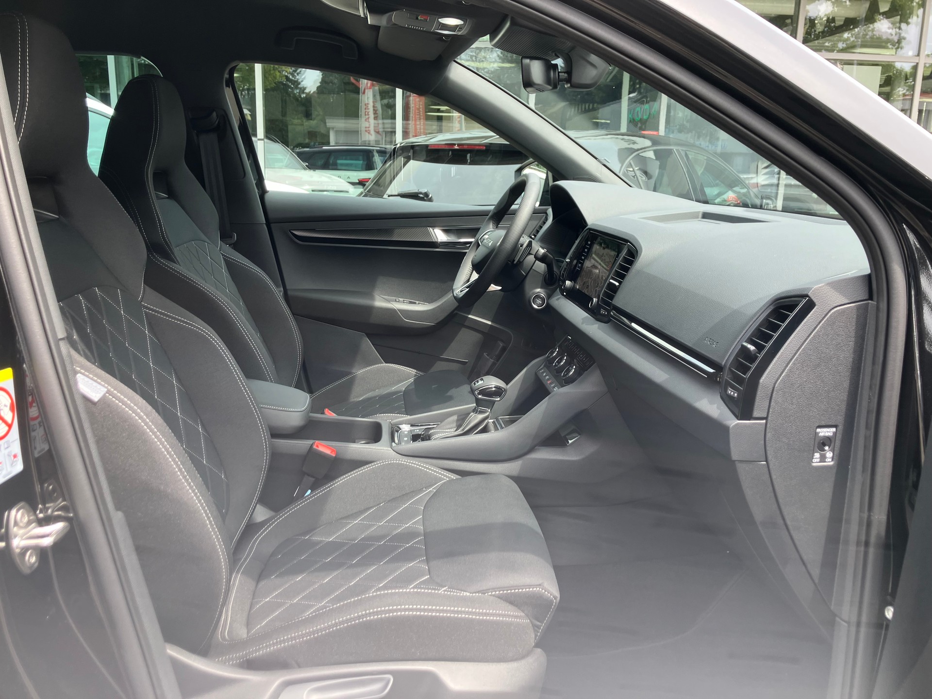 SKODA Karoq 2.0 TSI SportLine 4x4 DSG-image-7