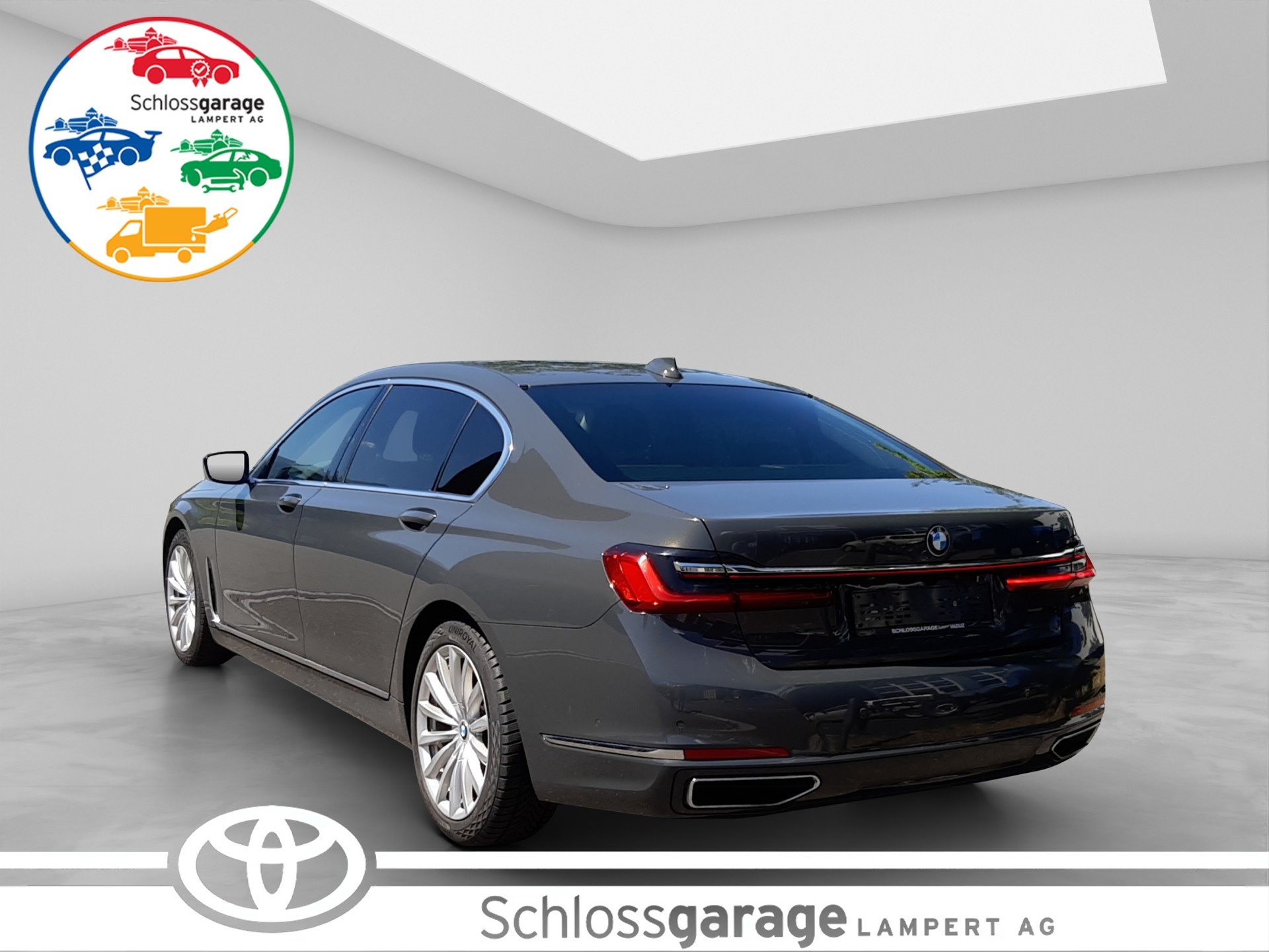 BMW 730Ld xDrive-showroom-element-3