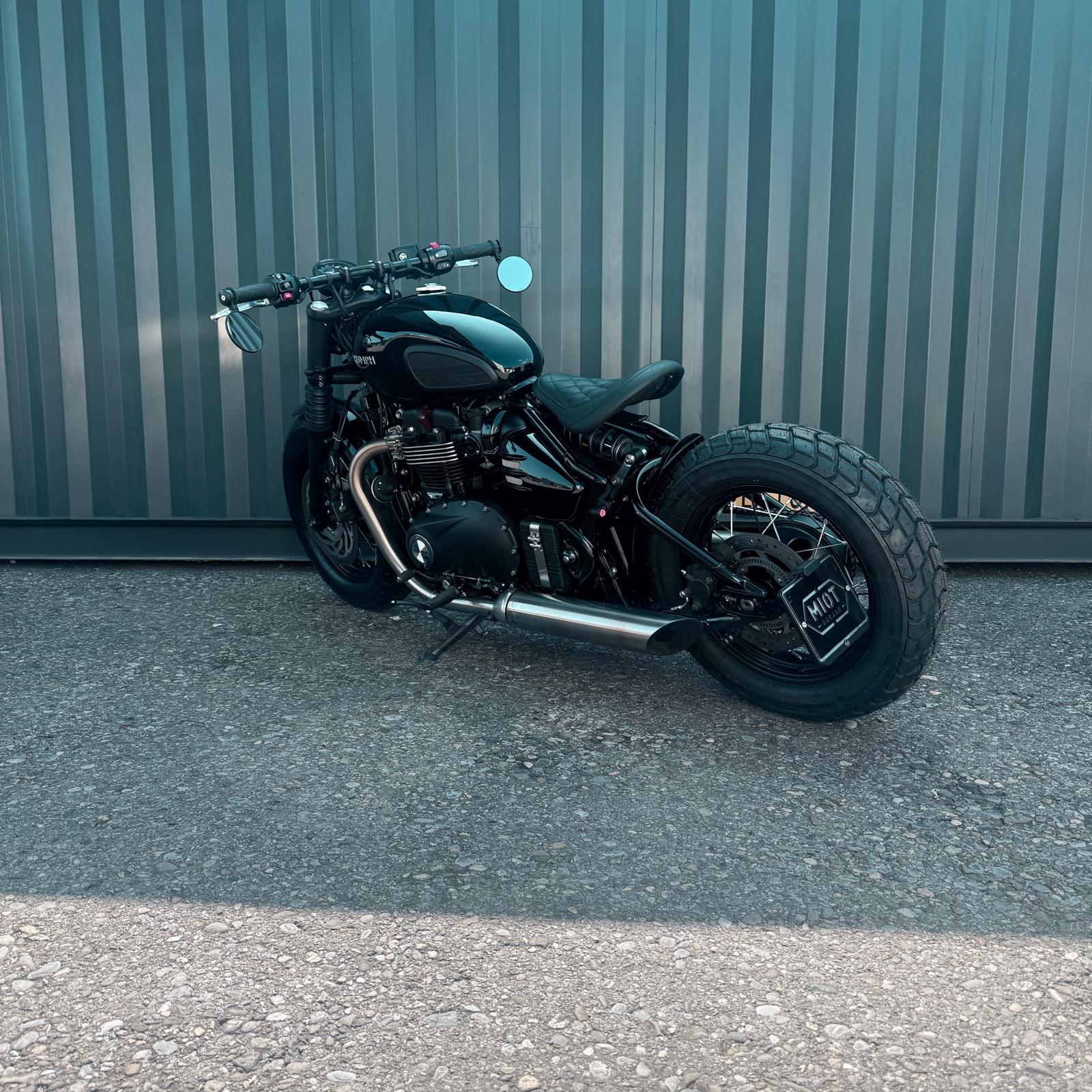 TRIUMPH Bonneville 1200 Bobber-image-5